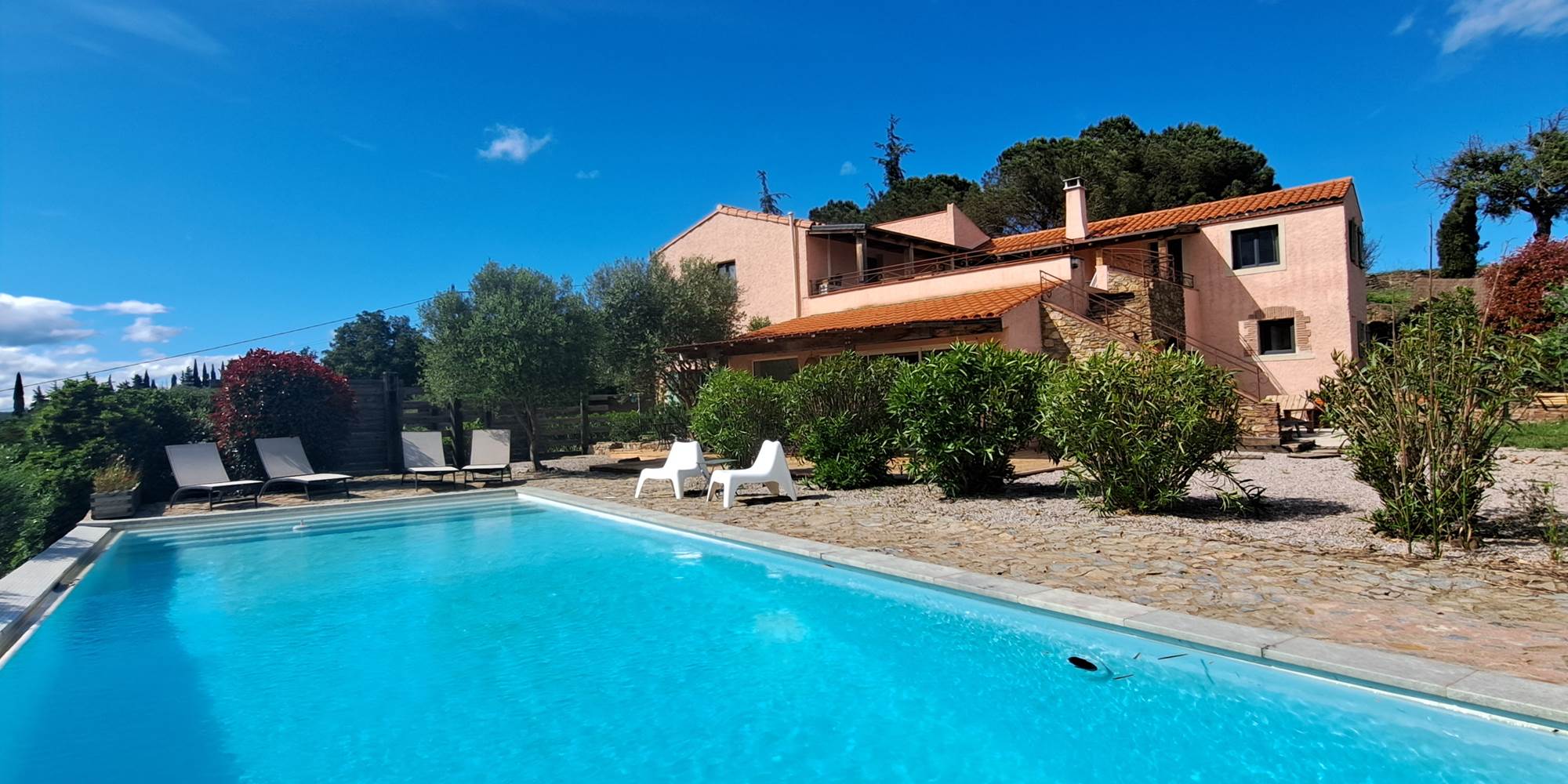 Vue piscine mas