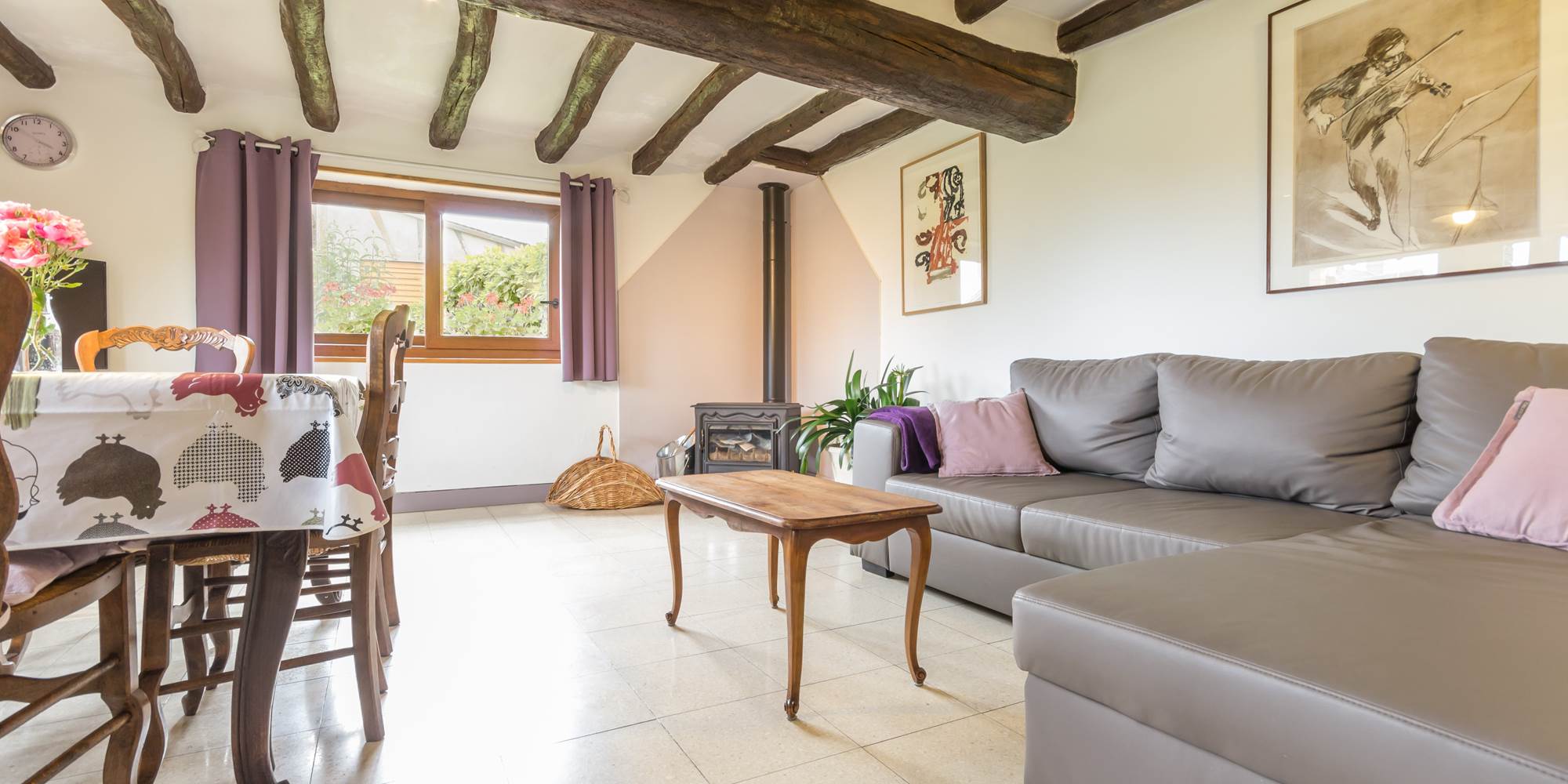 Pièce à vivre -Gîte du Petit Coq - aux3nidsfleuris