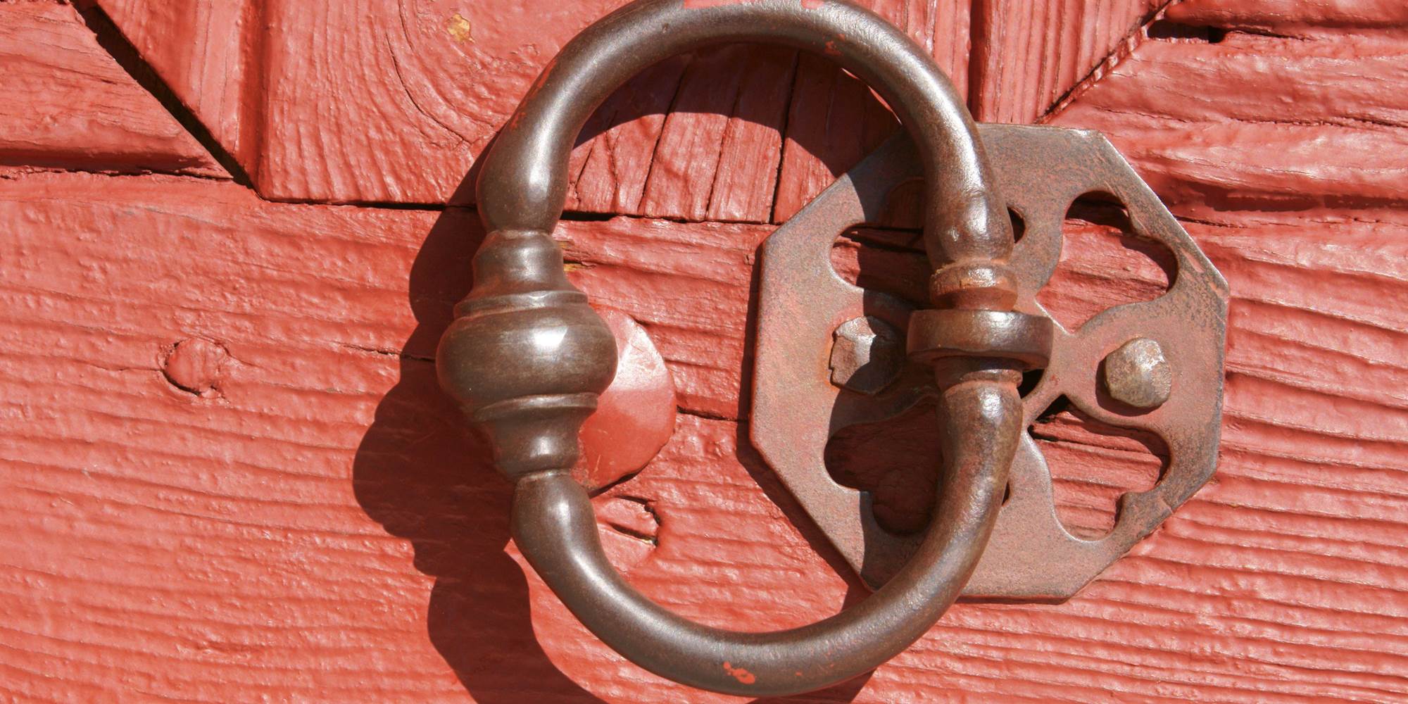 Belle poignée de la porte d'entrée