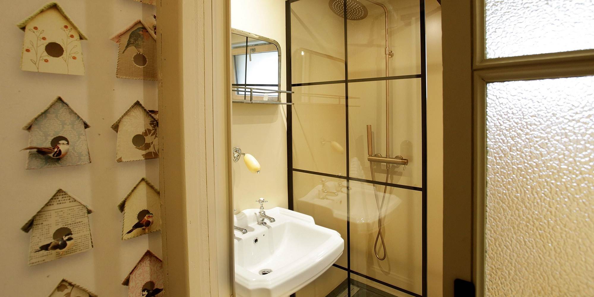 SALLE D'EAU - REZ-DE-CHAUSSÉE