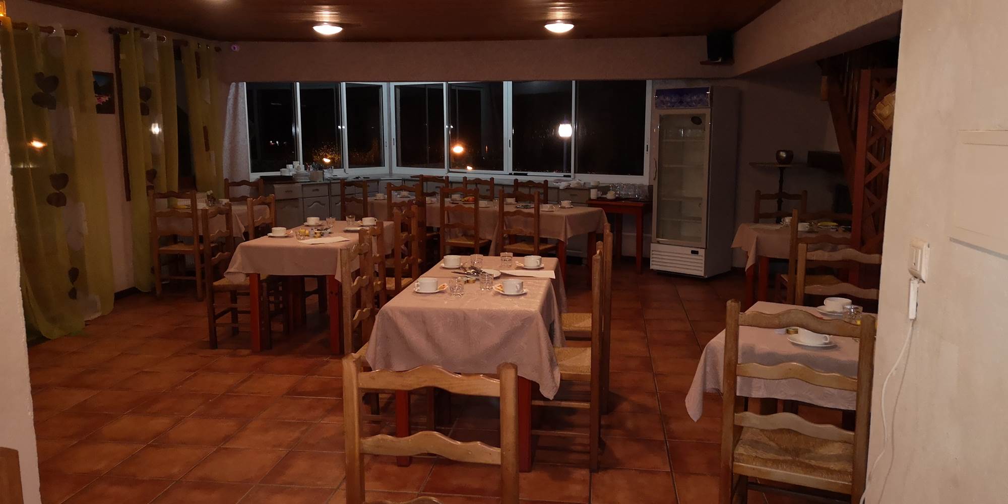 salle du petit dejeuner