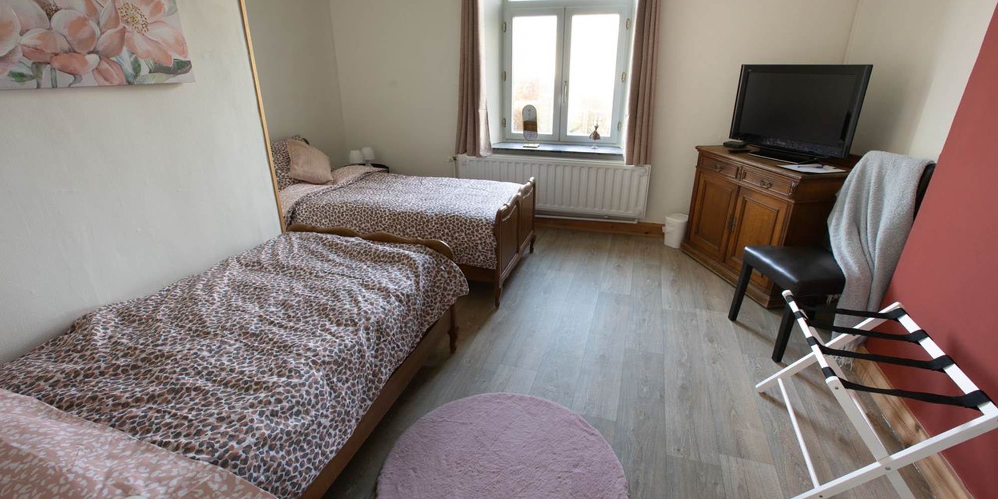 Chambre Rosière vue des 2 lits simples