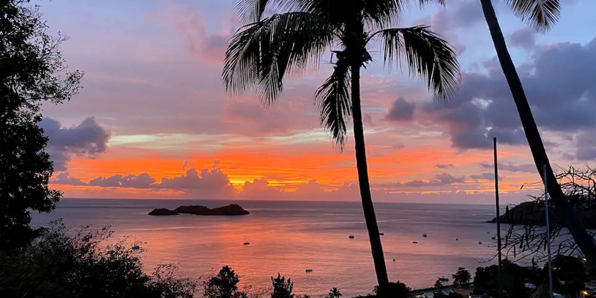 Coucher de soleil sur la Réserve Cousteau