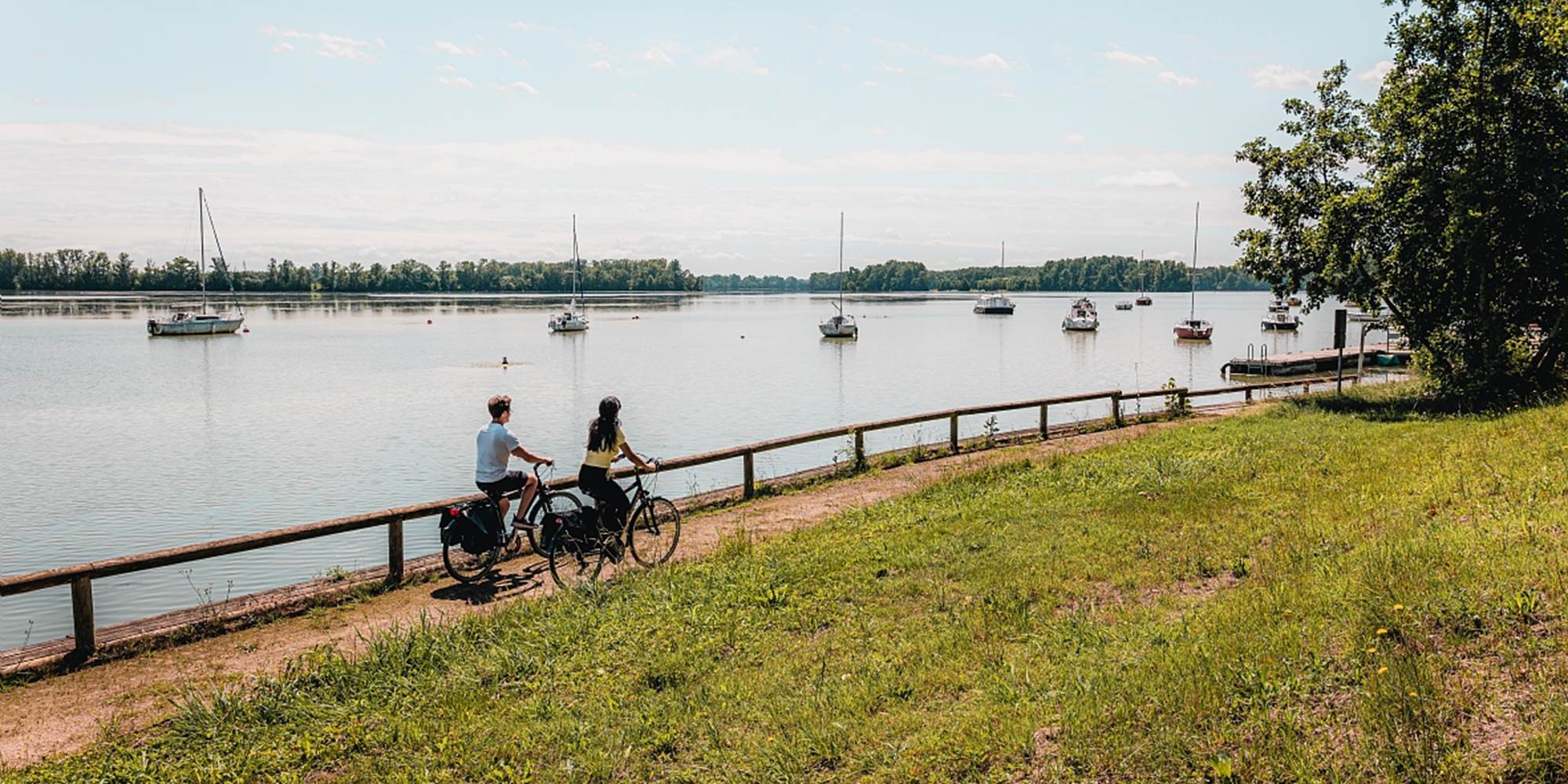 Piste cyclable sur les berges
