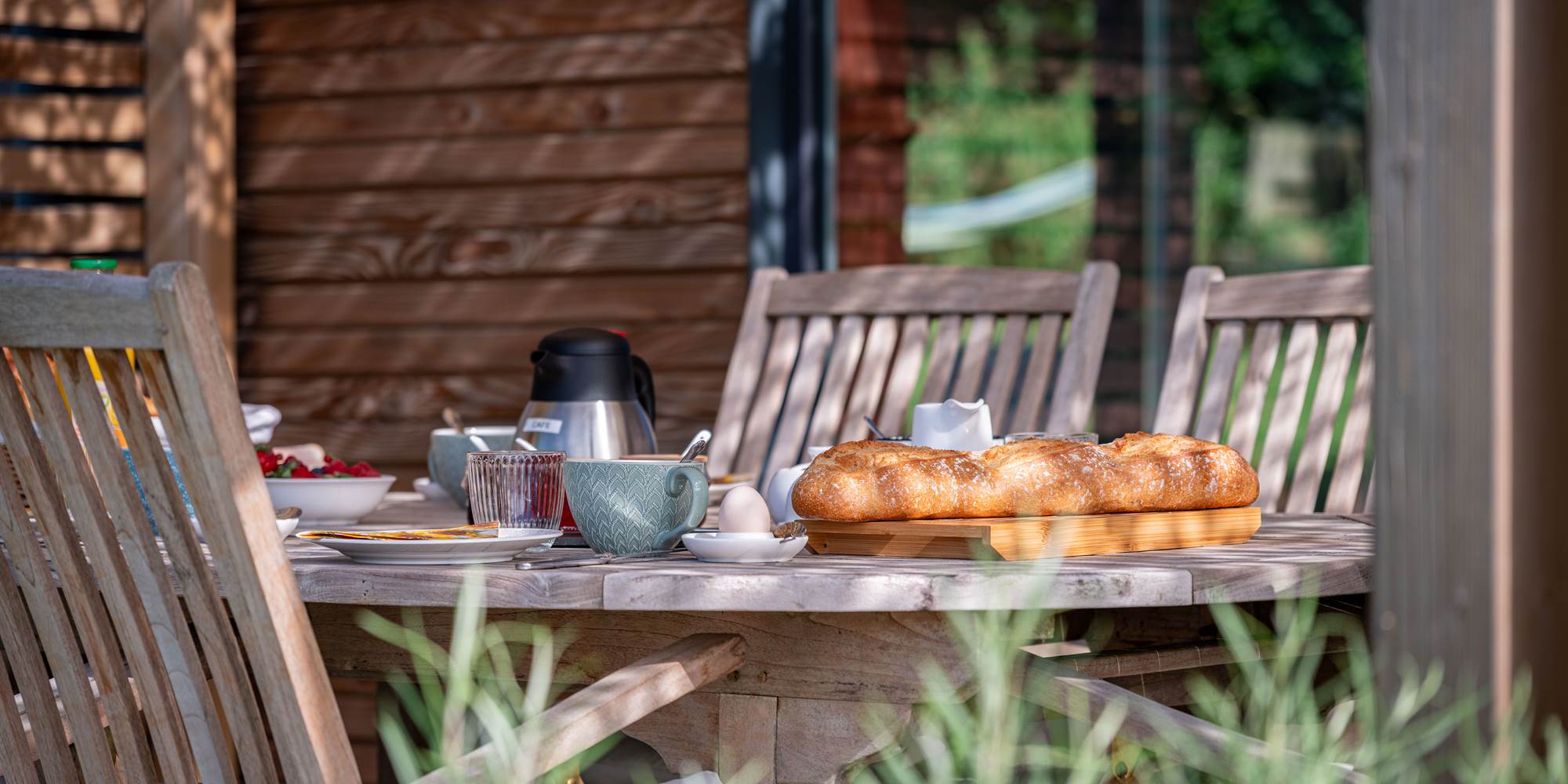 Petit déjeuner sur la terrasse