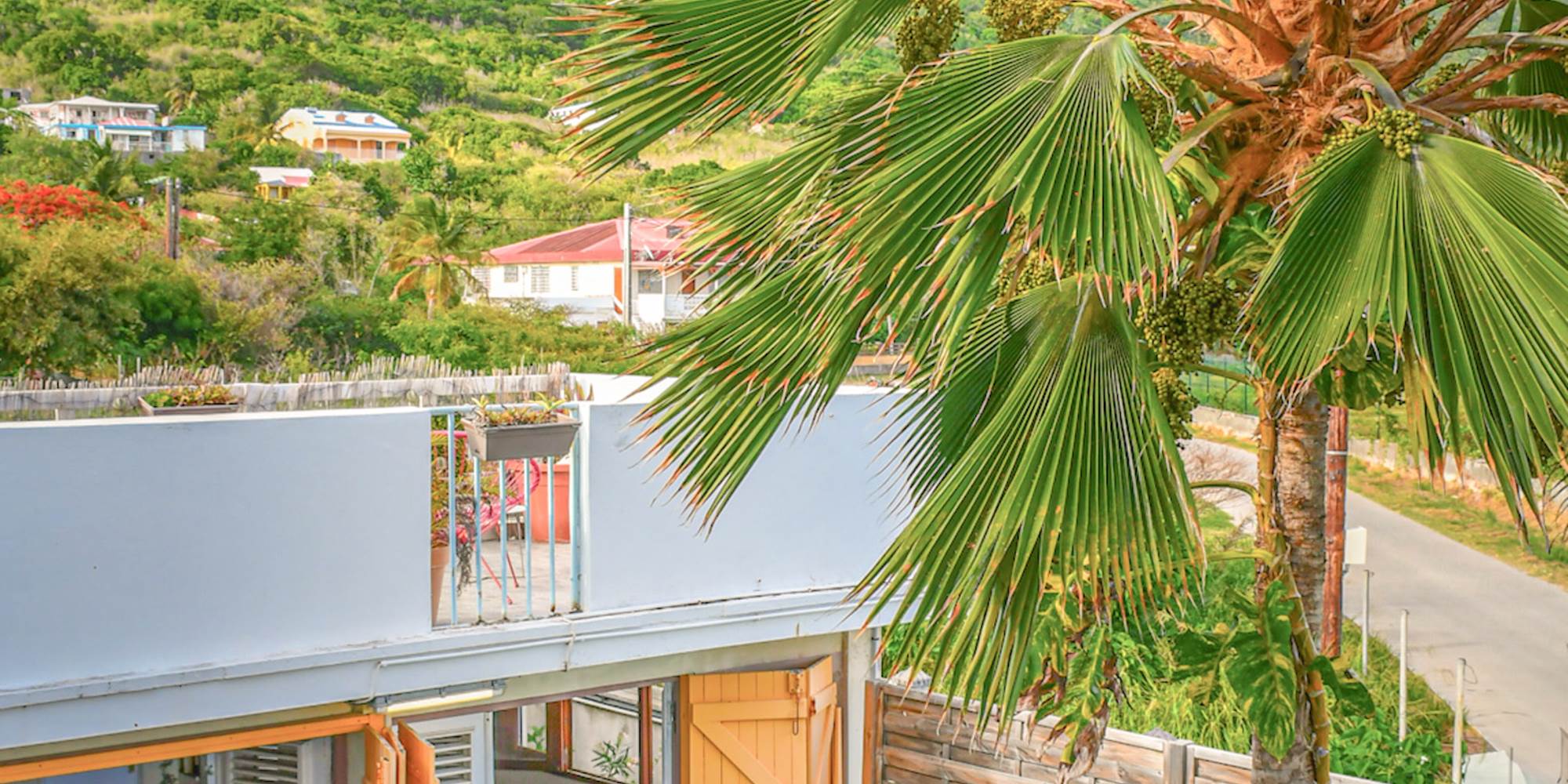 VUE HOTEL OASIS DESIRADE