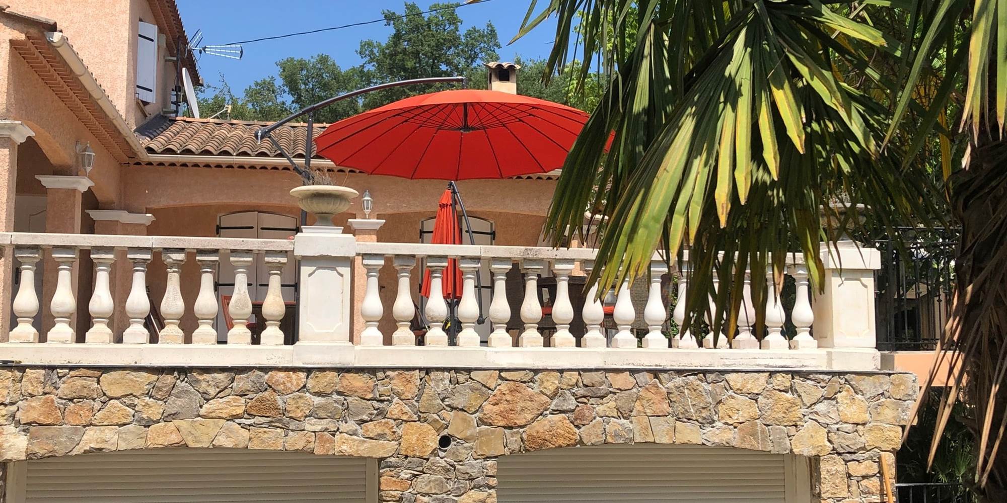 Terrasse Fontessante depuis le jardin
