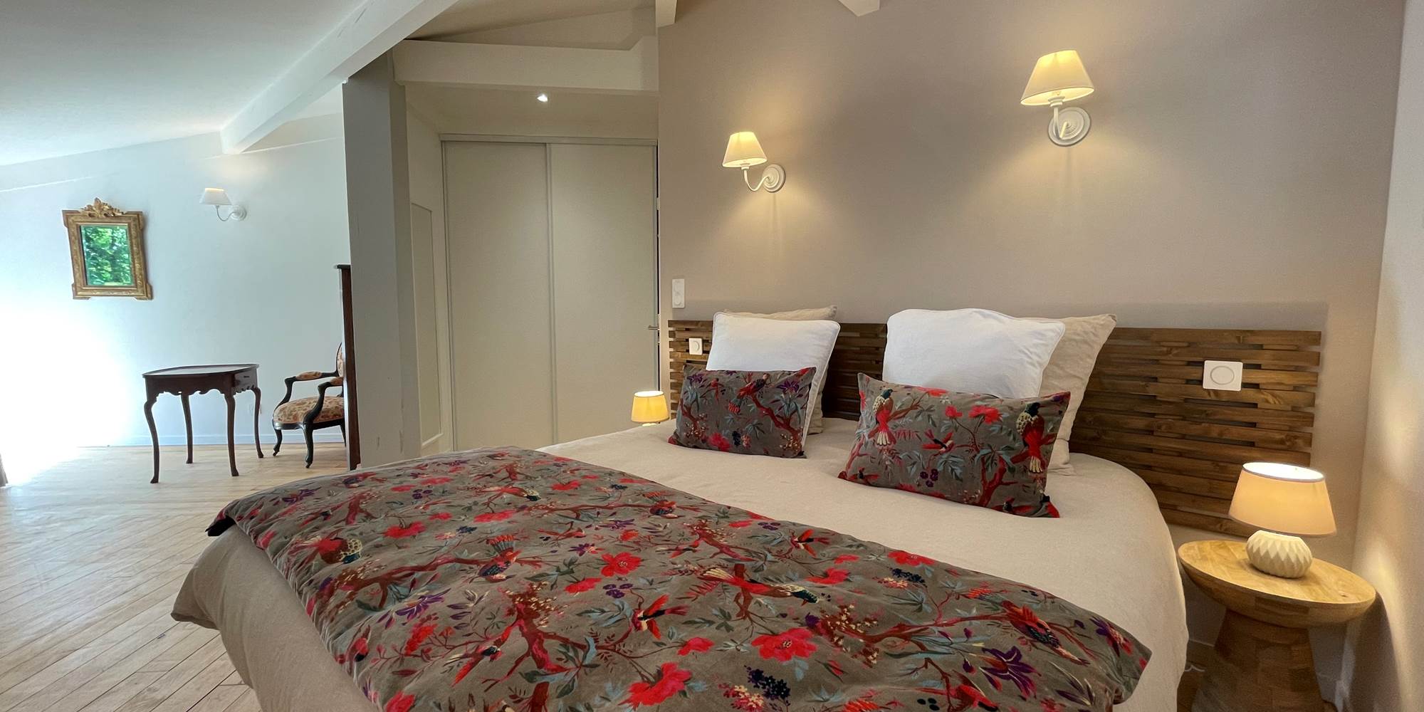 Paulen Pausa Chambre 5 Etage lit 2X90cms ou 180 cms