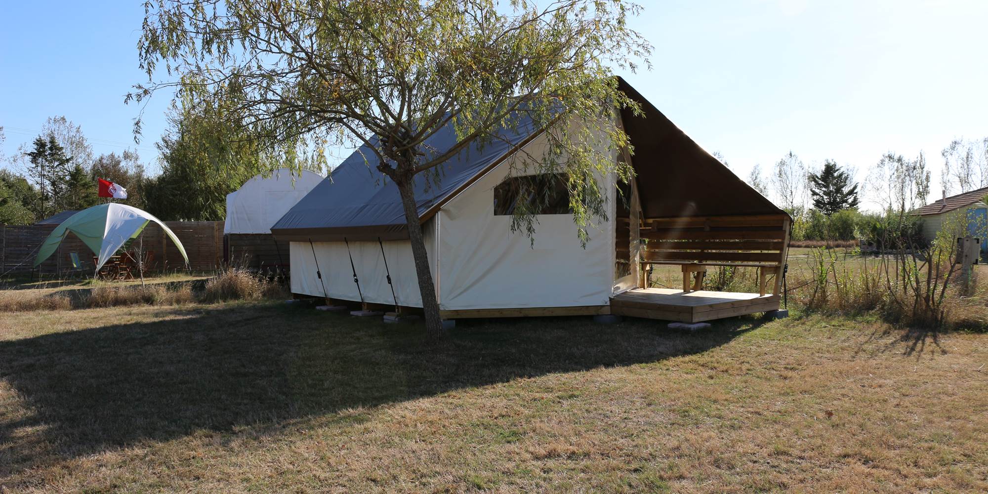 tente-lodge-safari-cocoa-camping-insolite-vendee