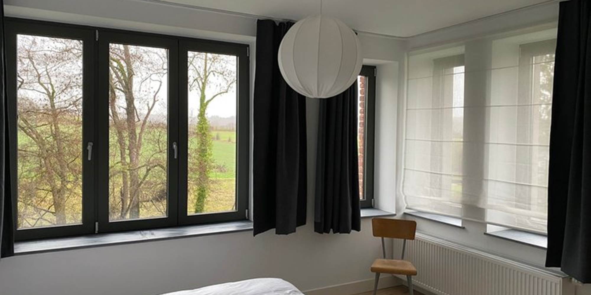 Chambre avec salle de douche