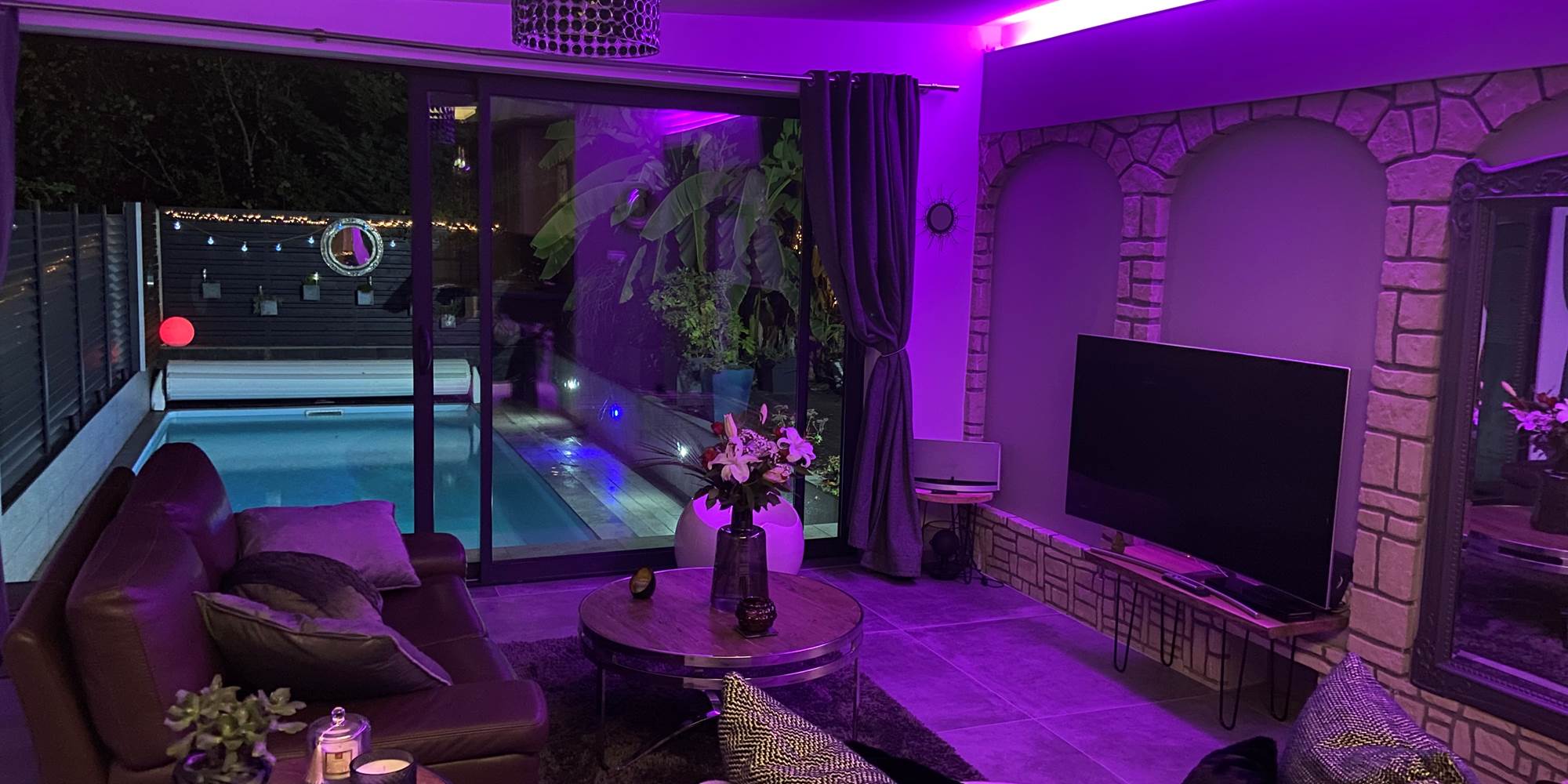 IMG_6796 eden vue salon piscine