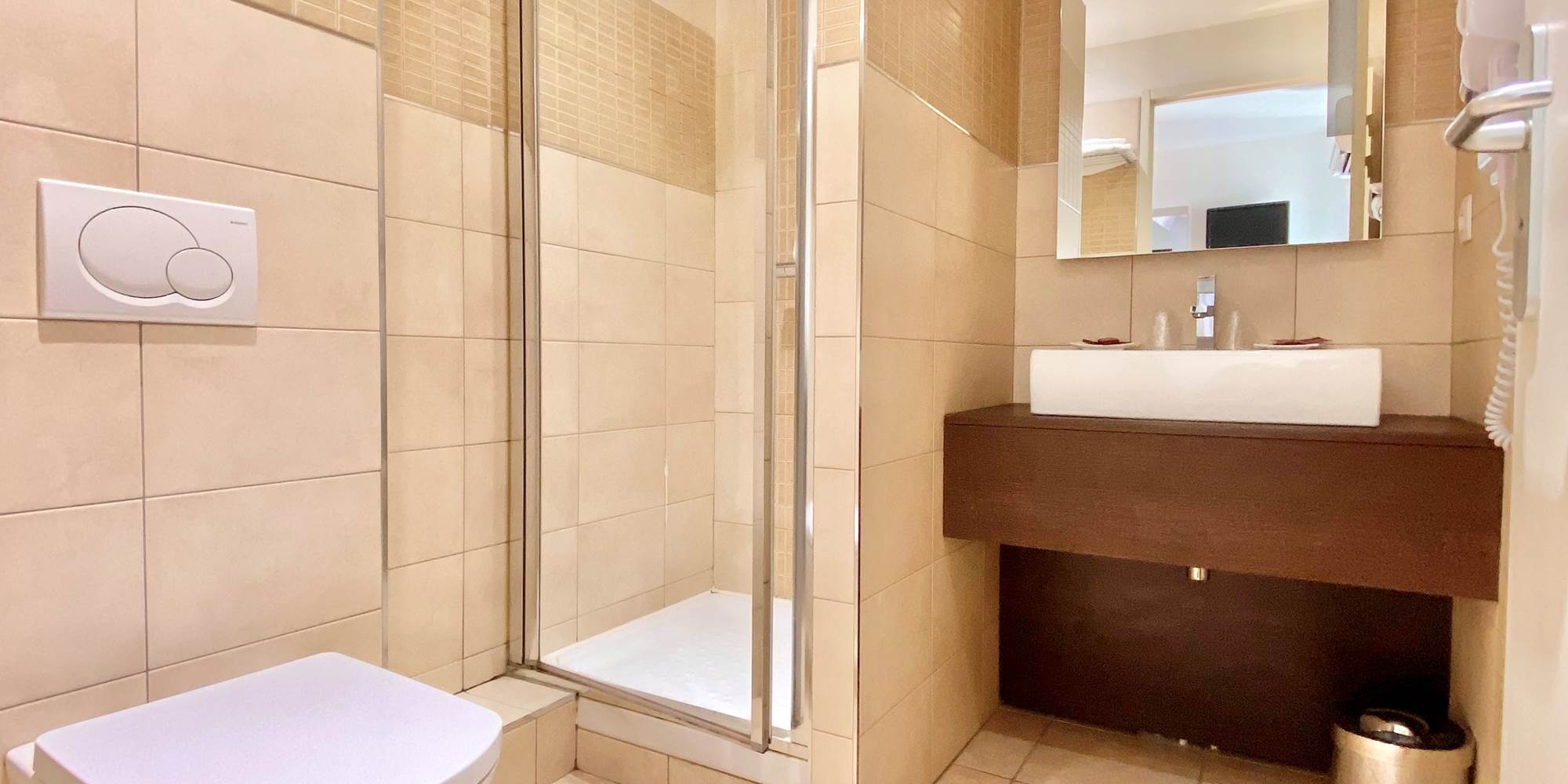 Salle de Bain, Chambre Double Standard