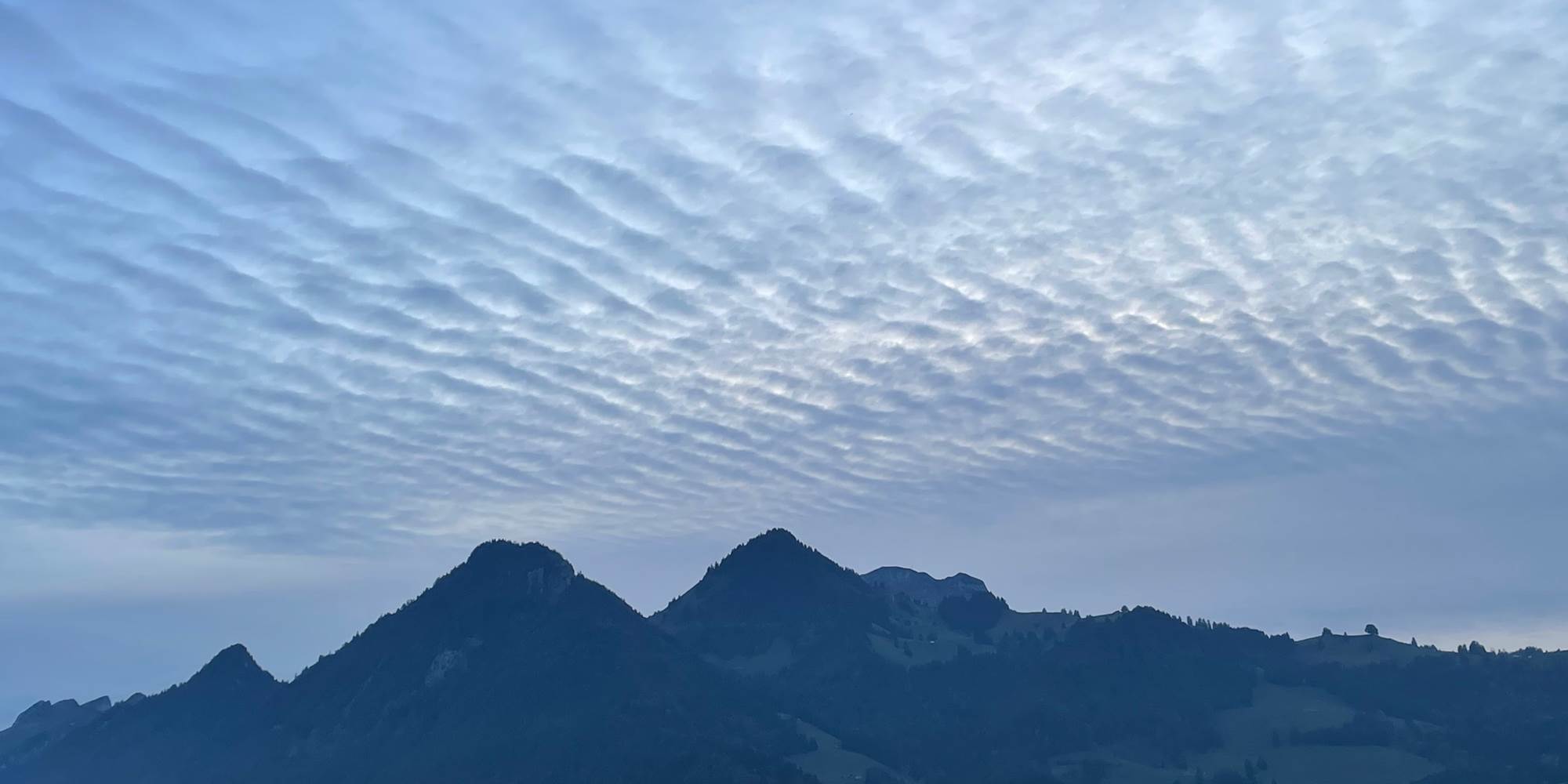 panorama-alpin-moleson-gruyere-studio-vacances-couple-canton-de-fribourg