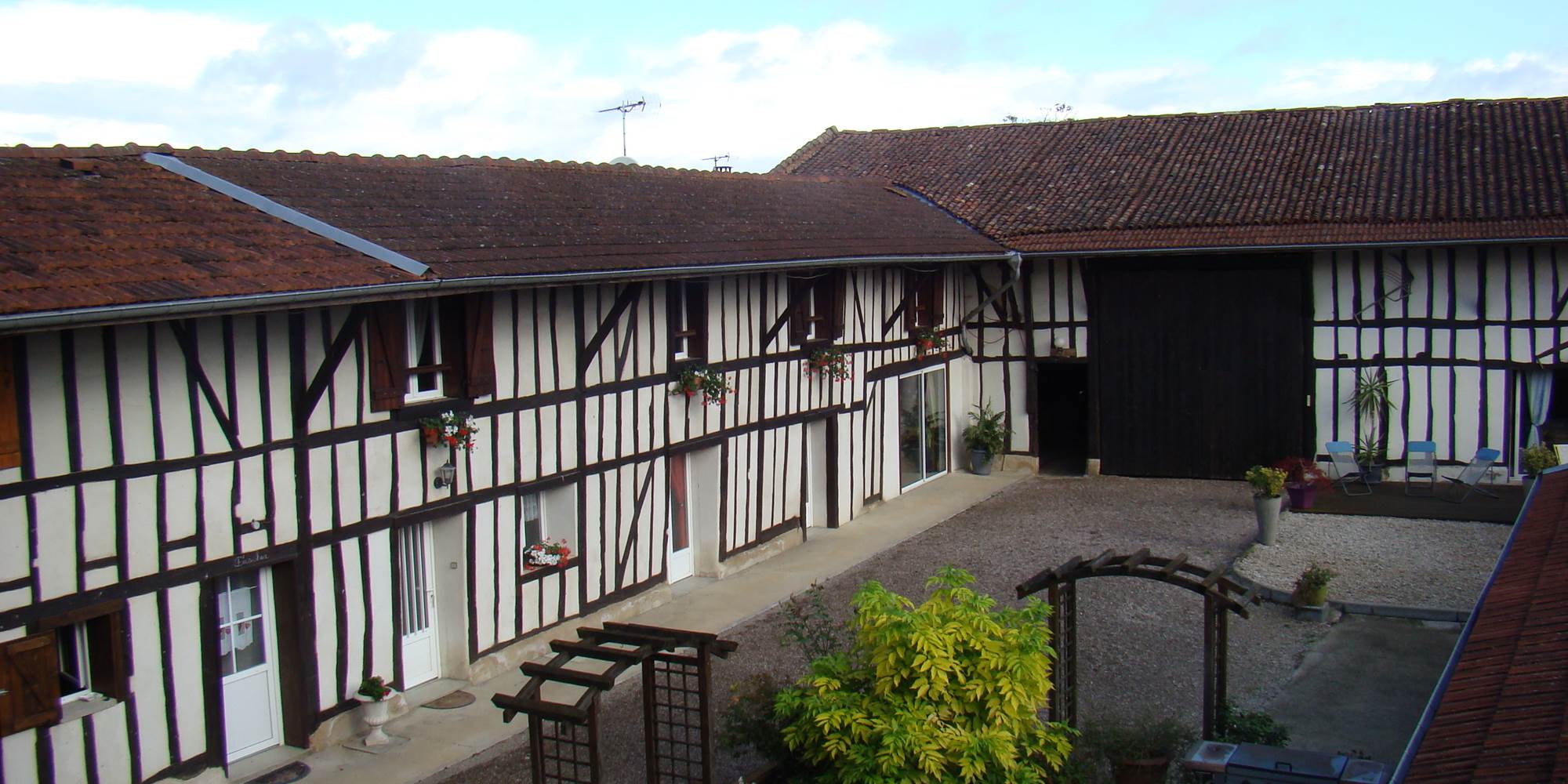 LA-SENTE-DES-VIGNES-Domaine