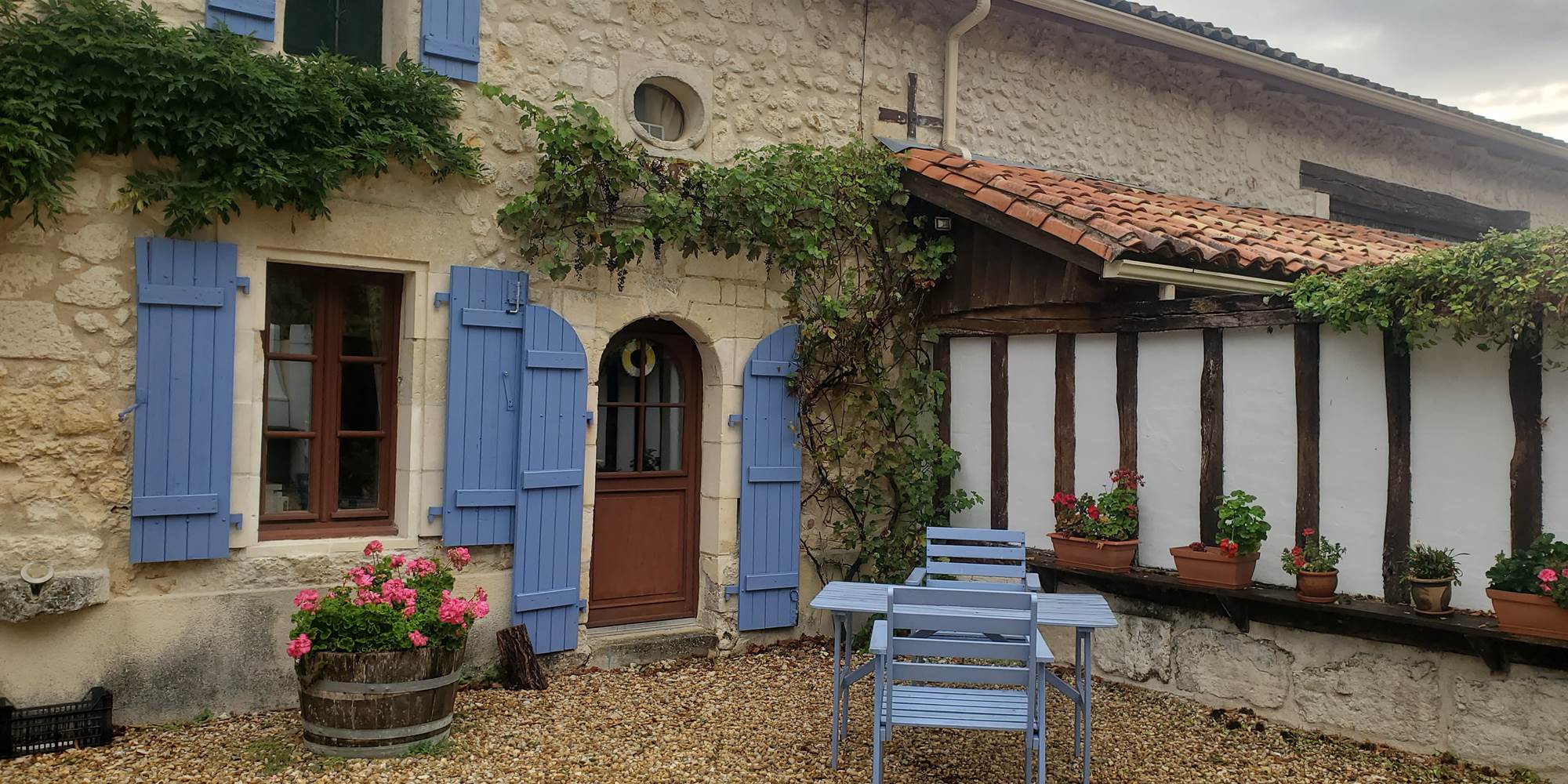 Gîte Coquelicot - Côté cour
