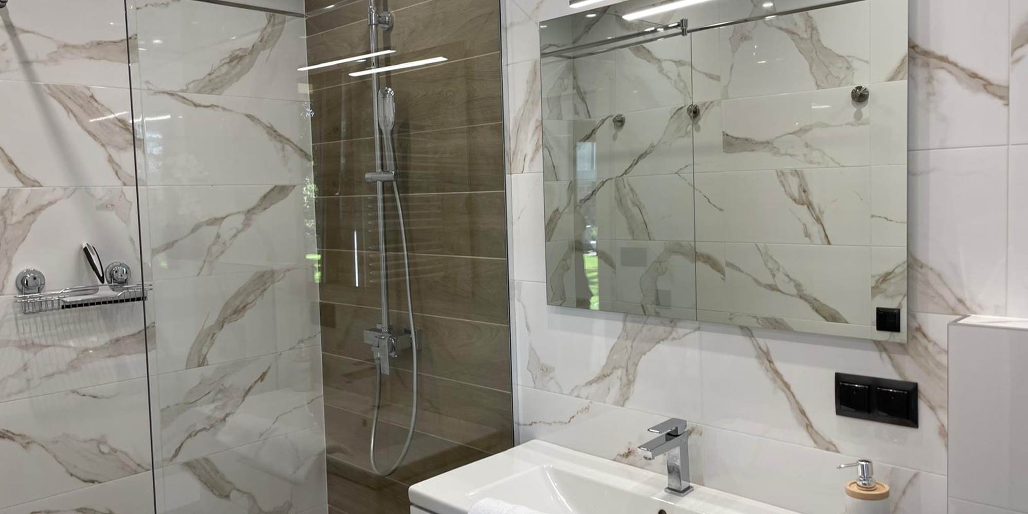 fc8562b8-4f70-413f-93e4-0eaf648dff8a