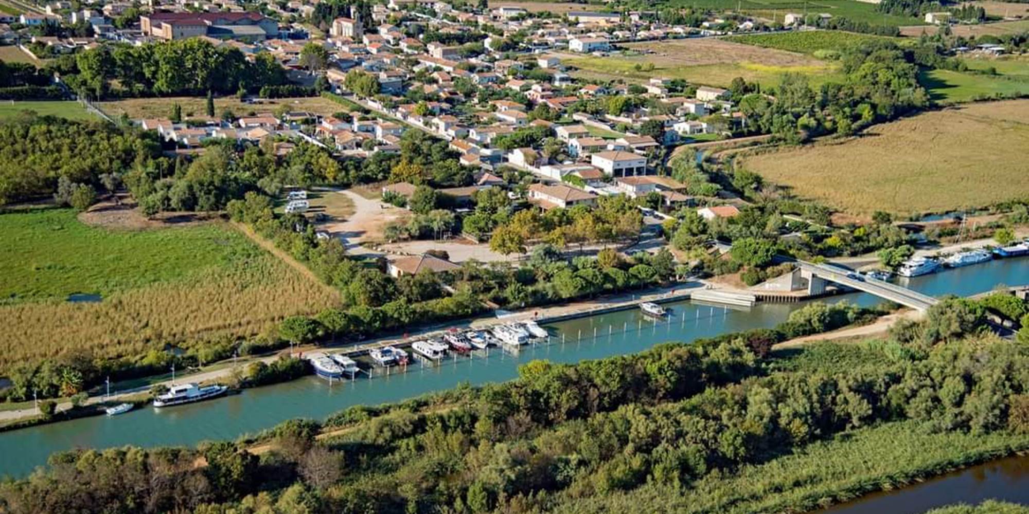 port de plaisance de Gallician vue du ciel