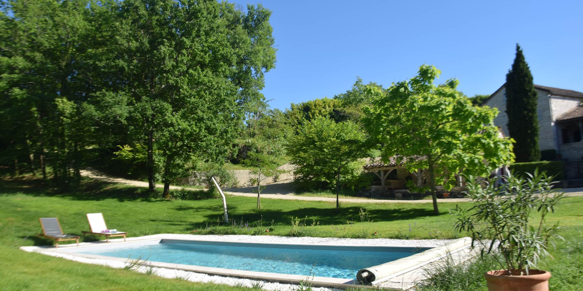 Farniente autour de la piscine, chambres d'hôtes Quercy