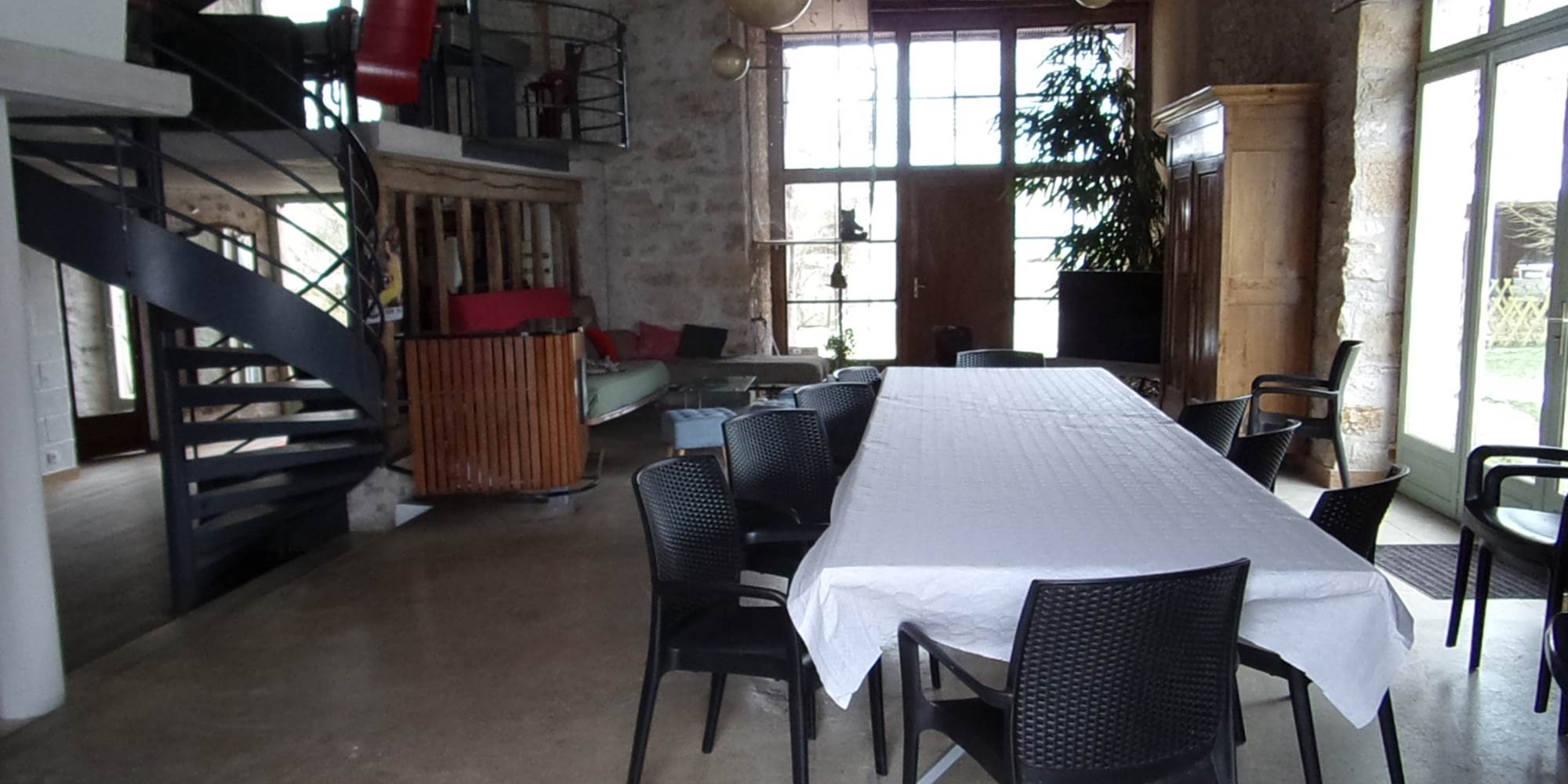 salle à manger , salon.