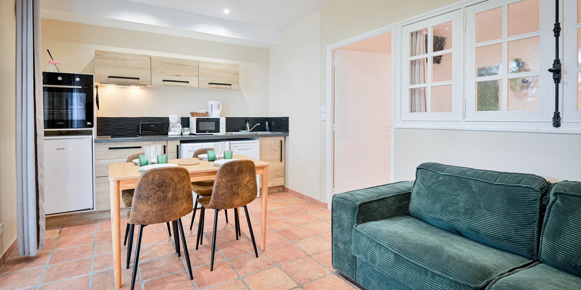 airbnb - 1_-14