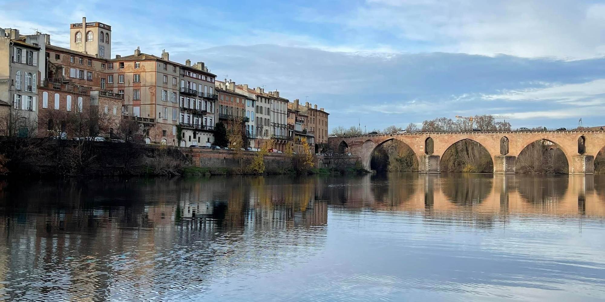 Les Hôtels Particuliers du Quai Villebourbon et le Pont Vieux