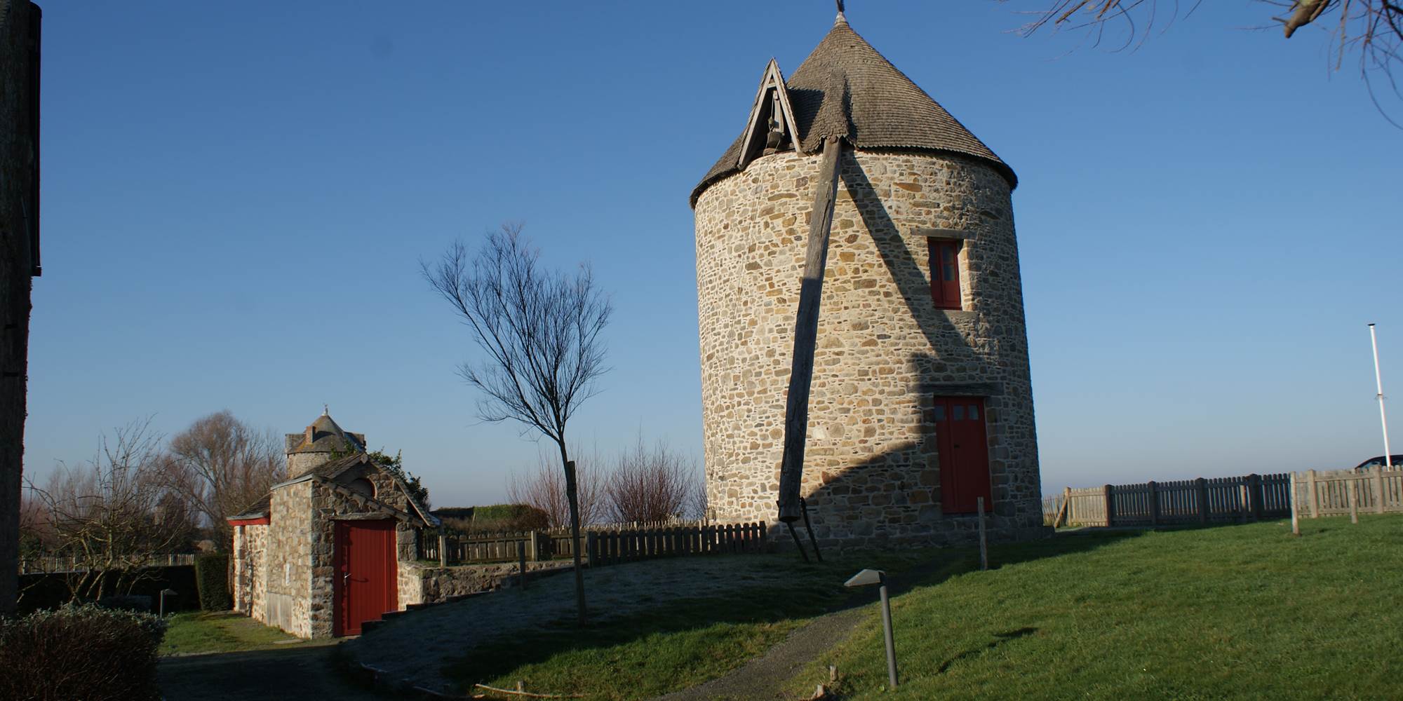 MOULIN