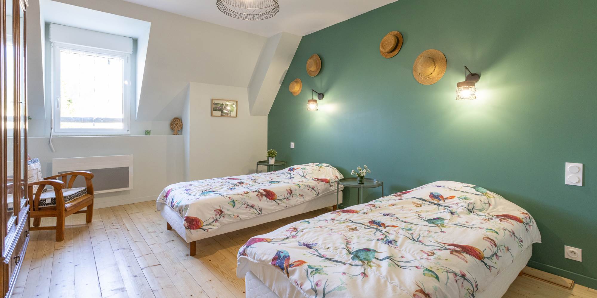 CHAMBRE ÉTAGE 2 LITS DE 90