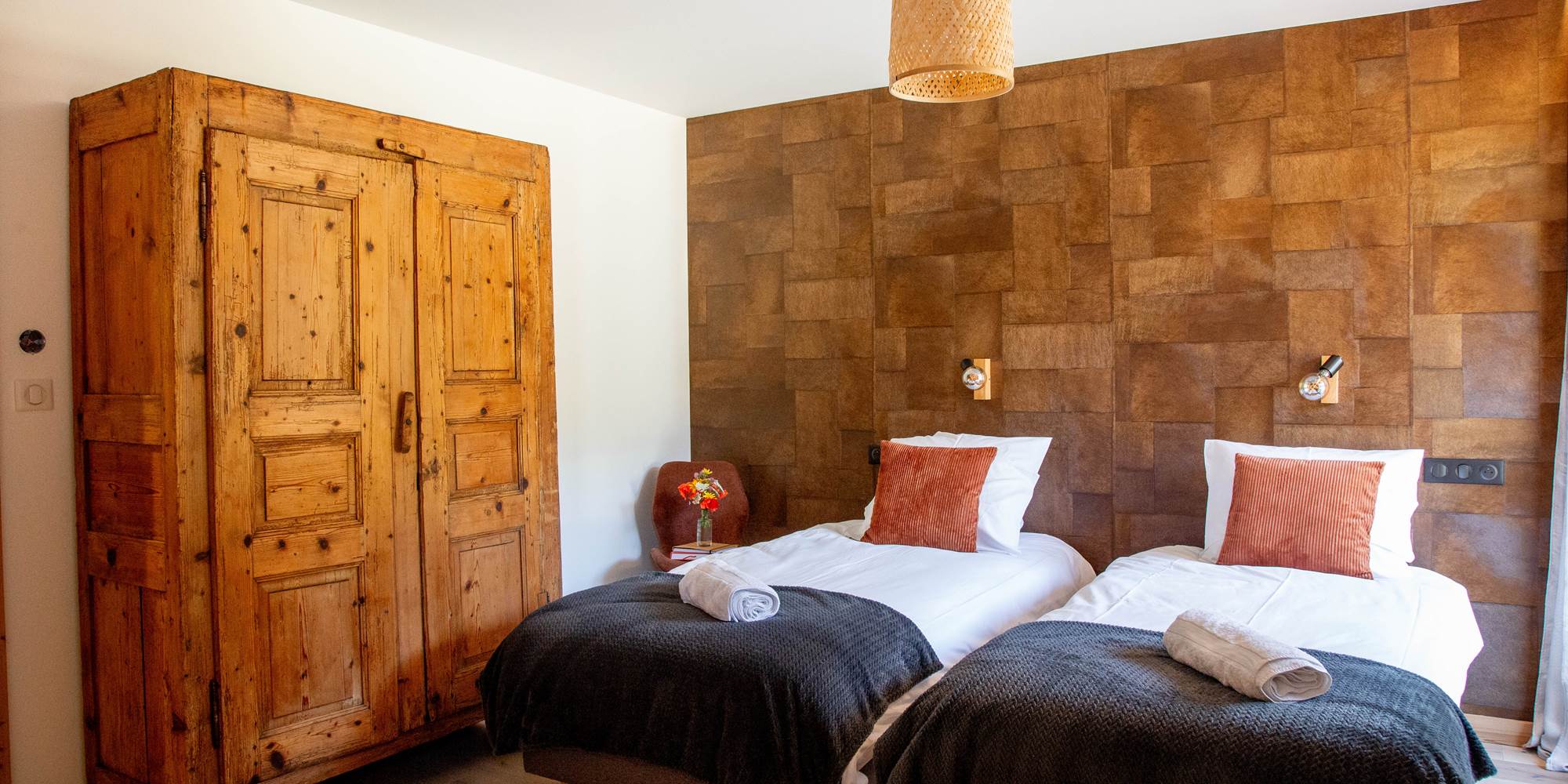 CHALET-PORTESDUSOLEIL-AVORIAZ-MORZINE-FAMILIALE