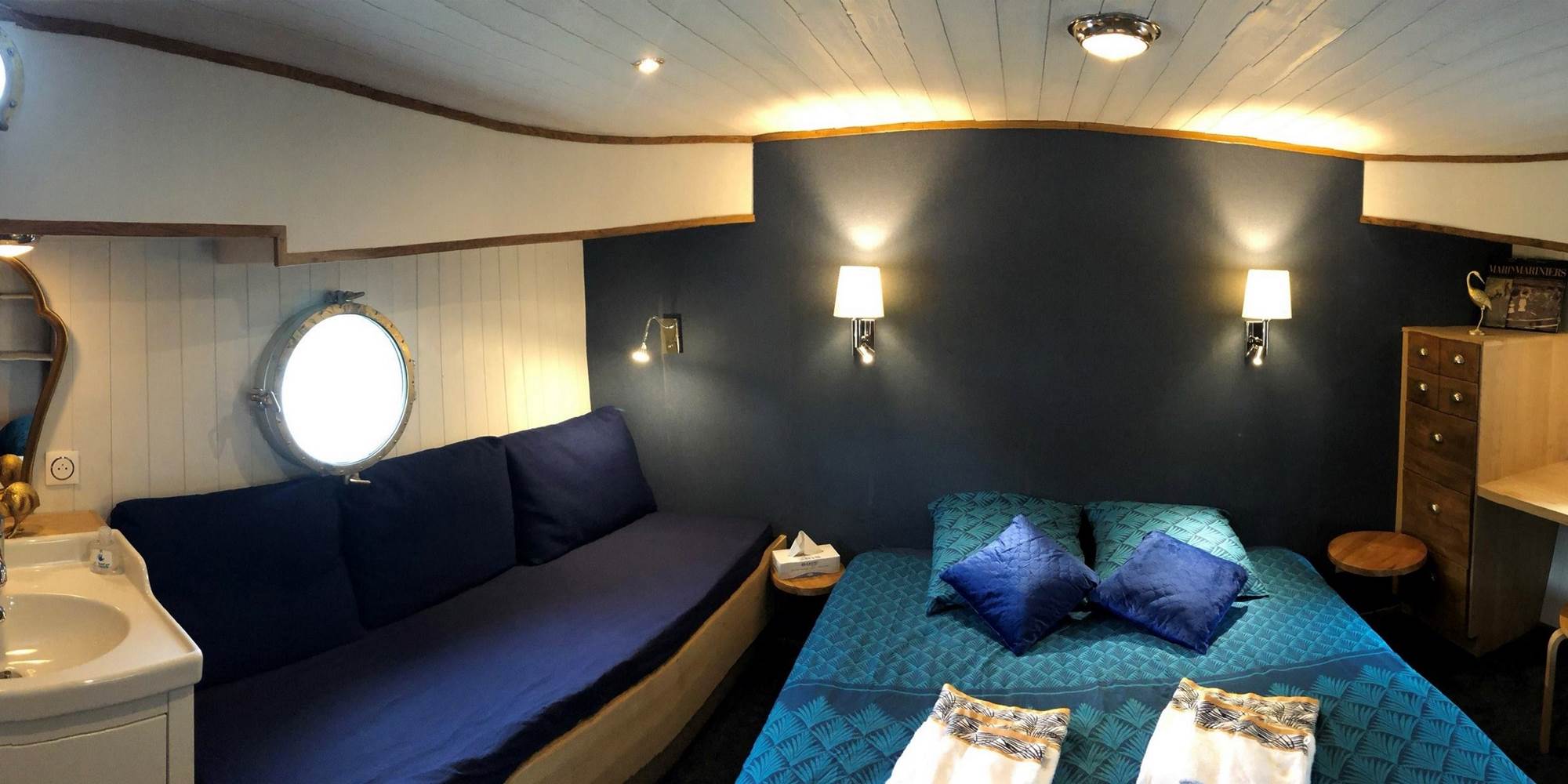 Vue panoramique cabine "Tarn" de la Péniche Hôtel Gaïa