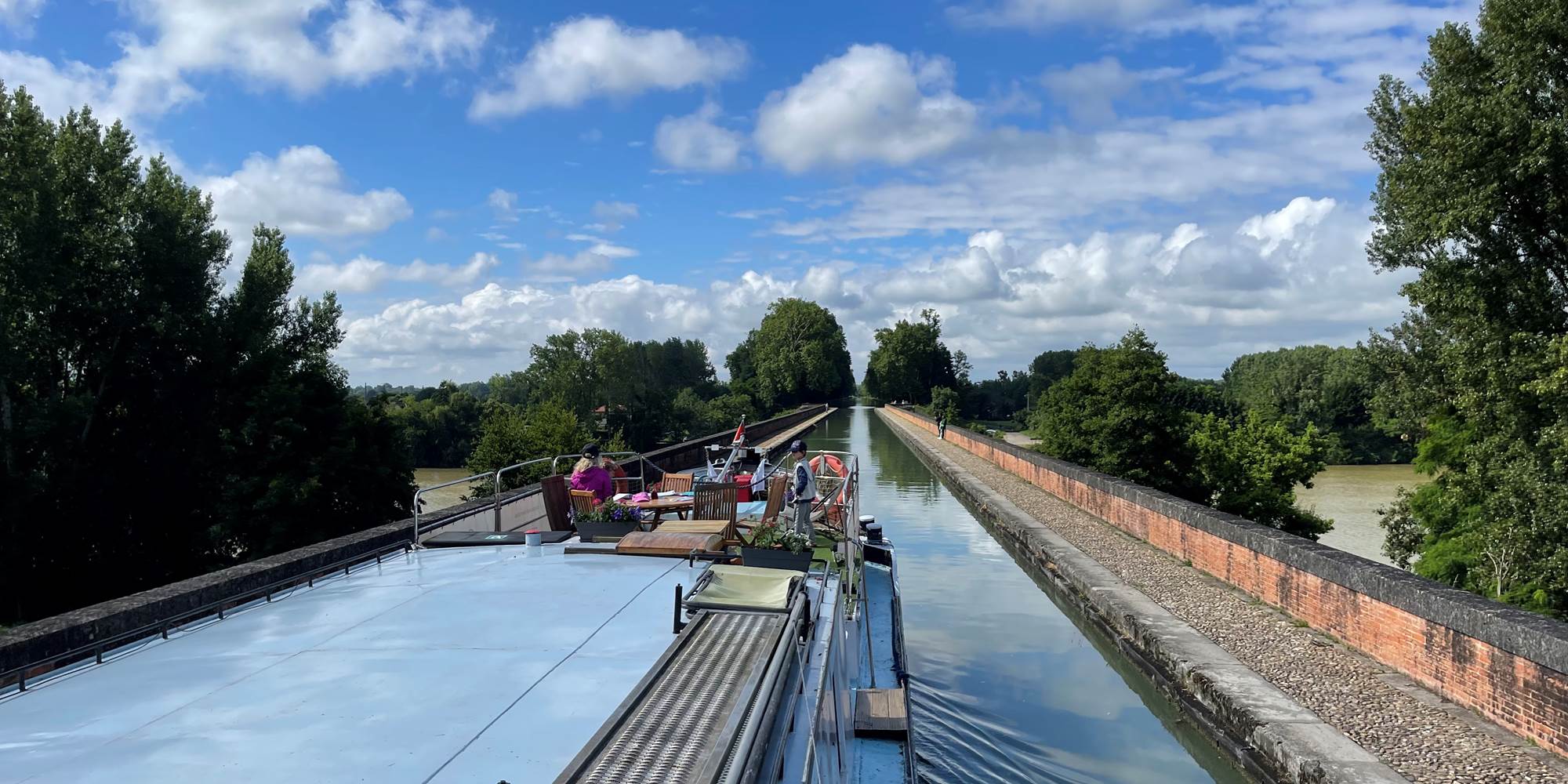 Gaïa sur le Pont Canal Cacor