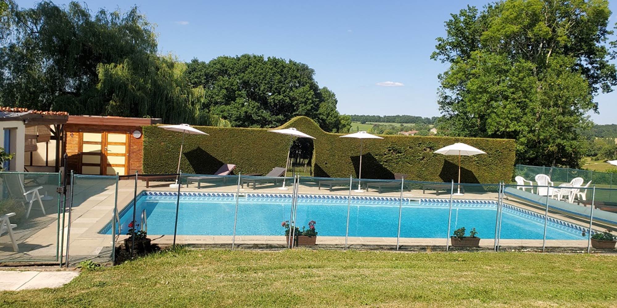 Gîte La Marteille - Piscine