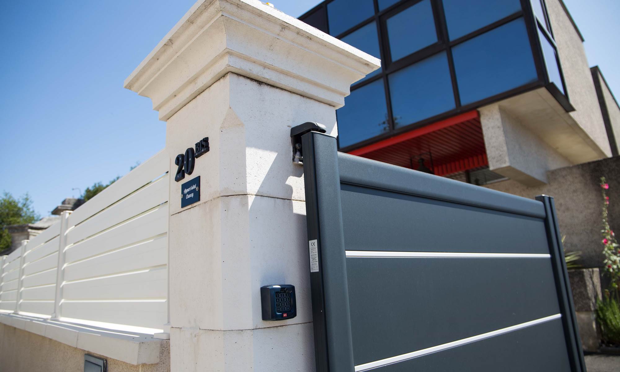 213-IMG_7975-www-page