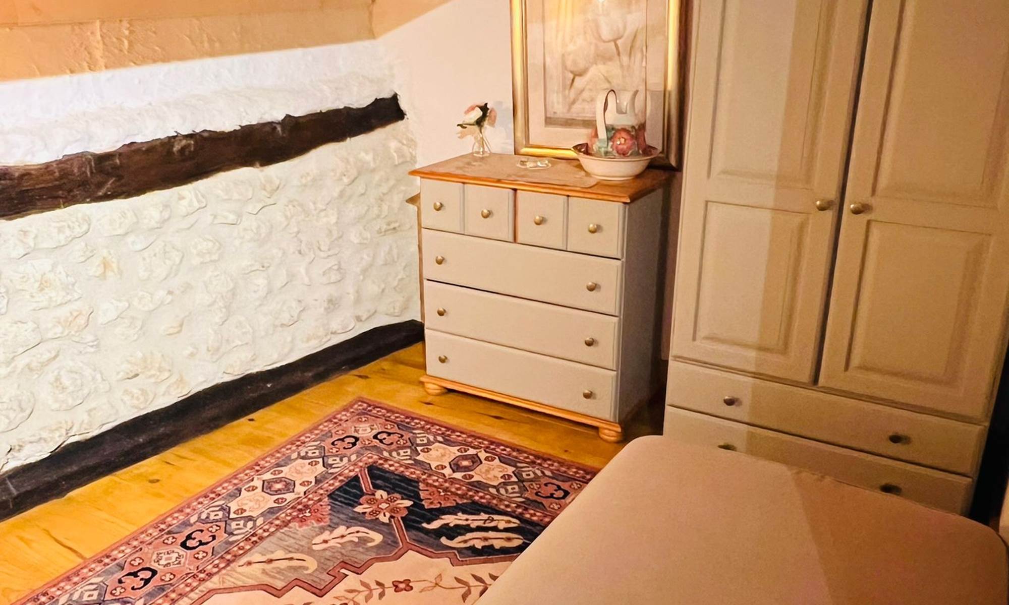 The Barn Gite - Bedroom 2