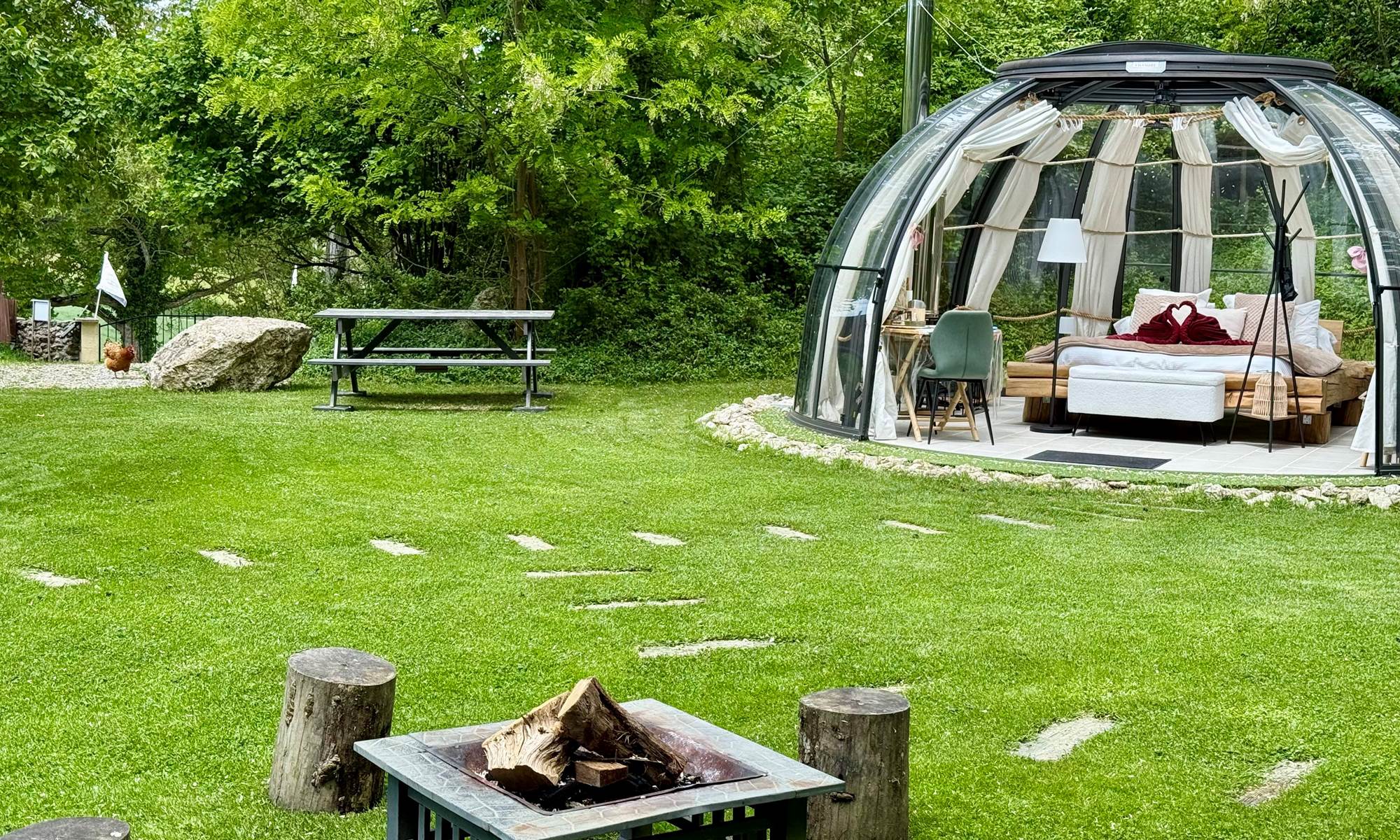 Séjour en écolodge écologique en Auvergne (Allier).-page