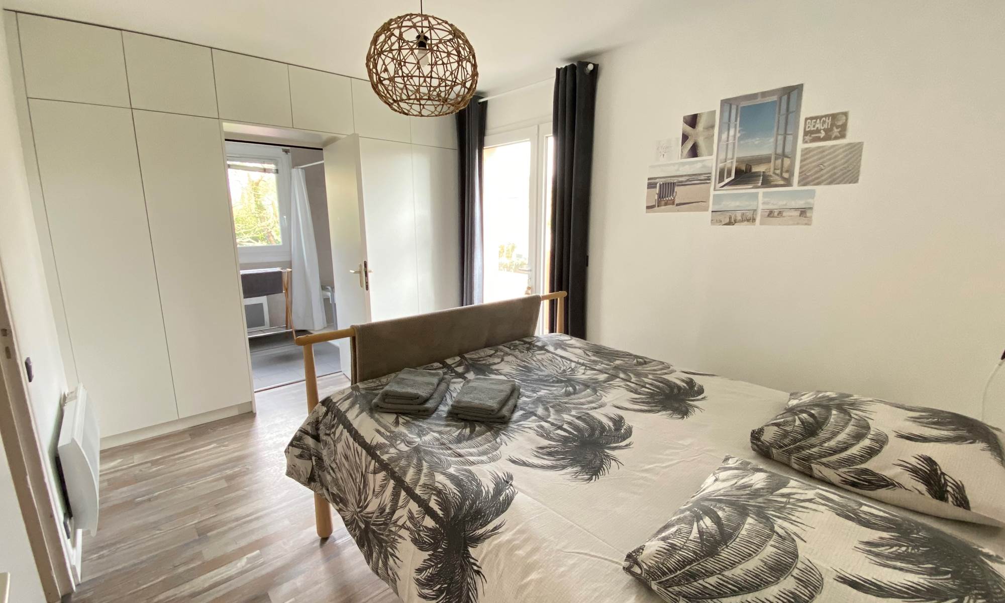 Residence 3 iles_Binic-Etables sur mer_Gite Hotel_Vue large chambre Ouessant-galerie