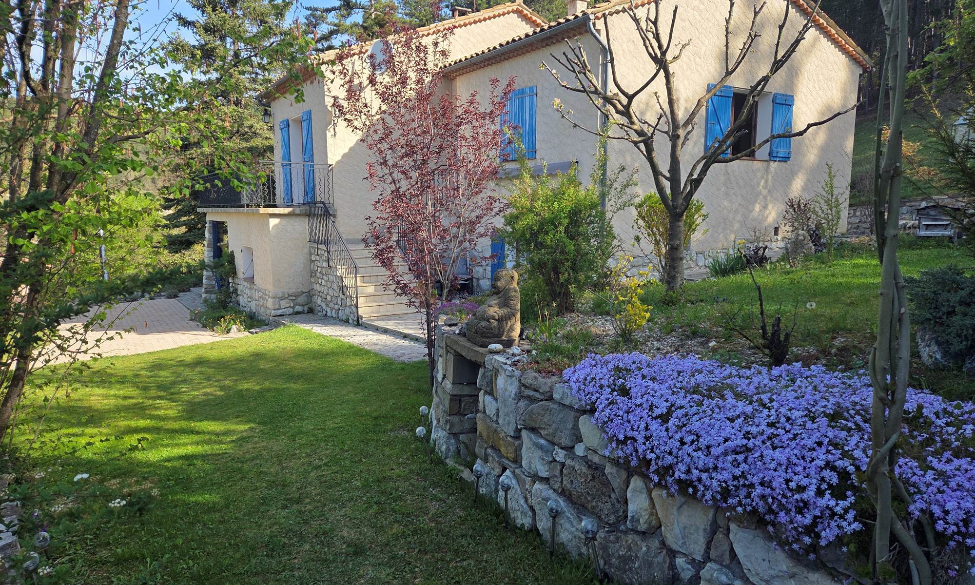 DOMAINE GEORGIA