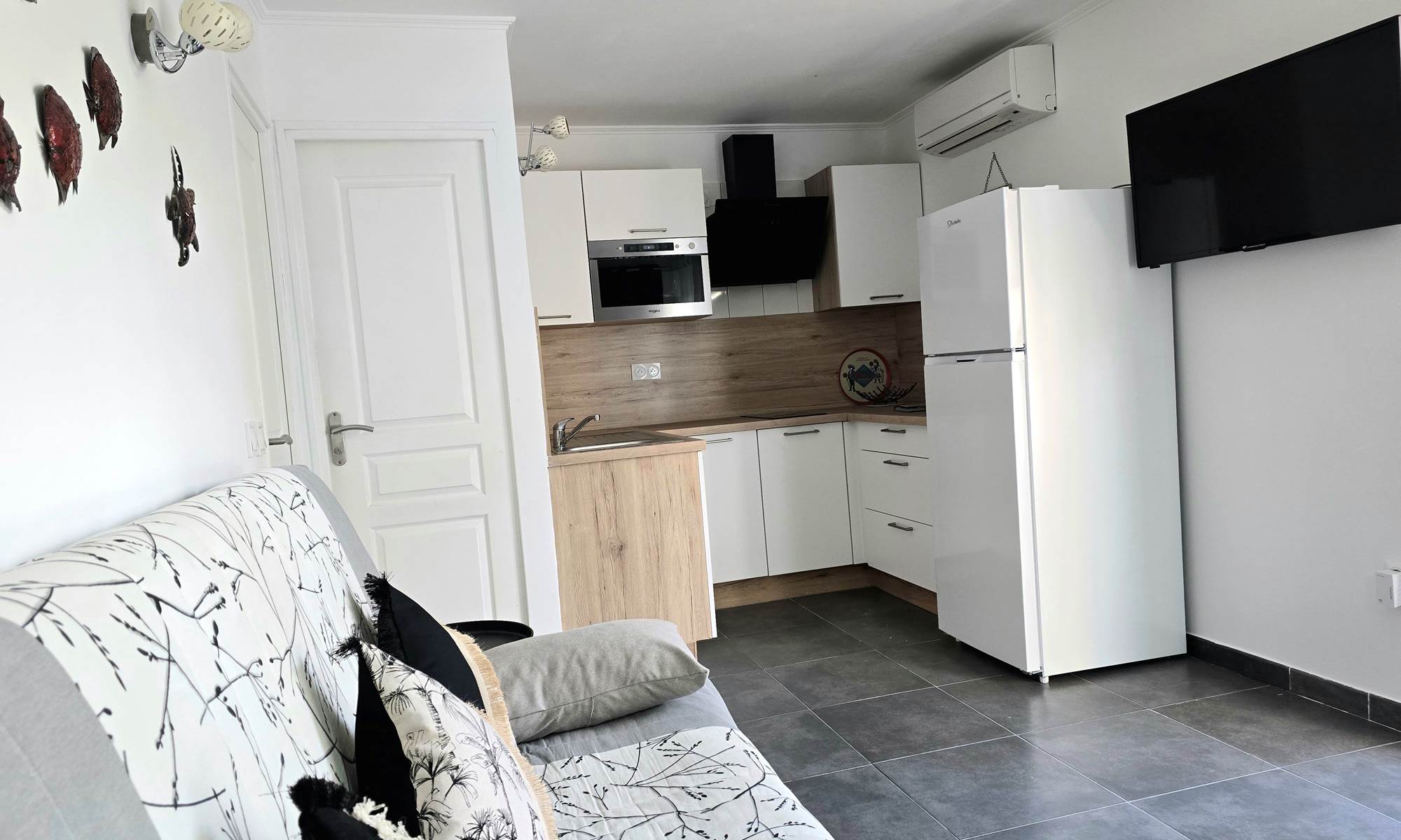 cuisine-roya-appart-bleu-azur-corse