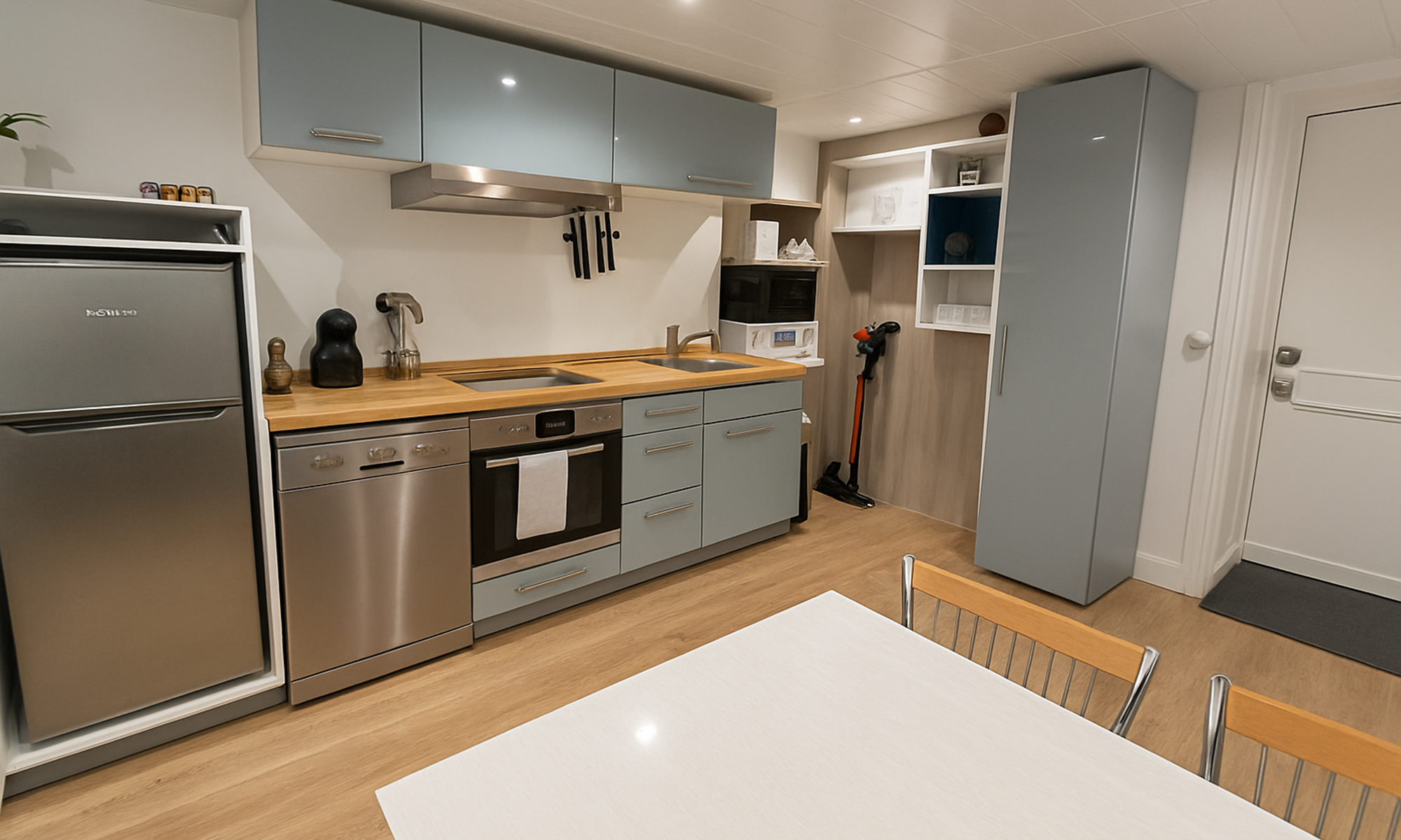 Cuisine design SK-PADE – Tout équipée pour séjour entre amis ou en duo : four, lave-vaisselle, cafetière à dosette-galerie