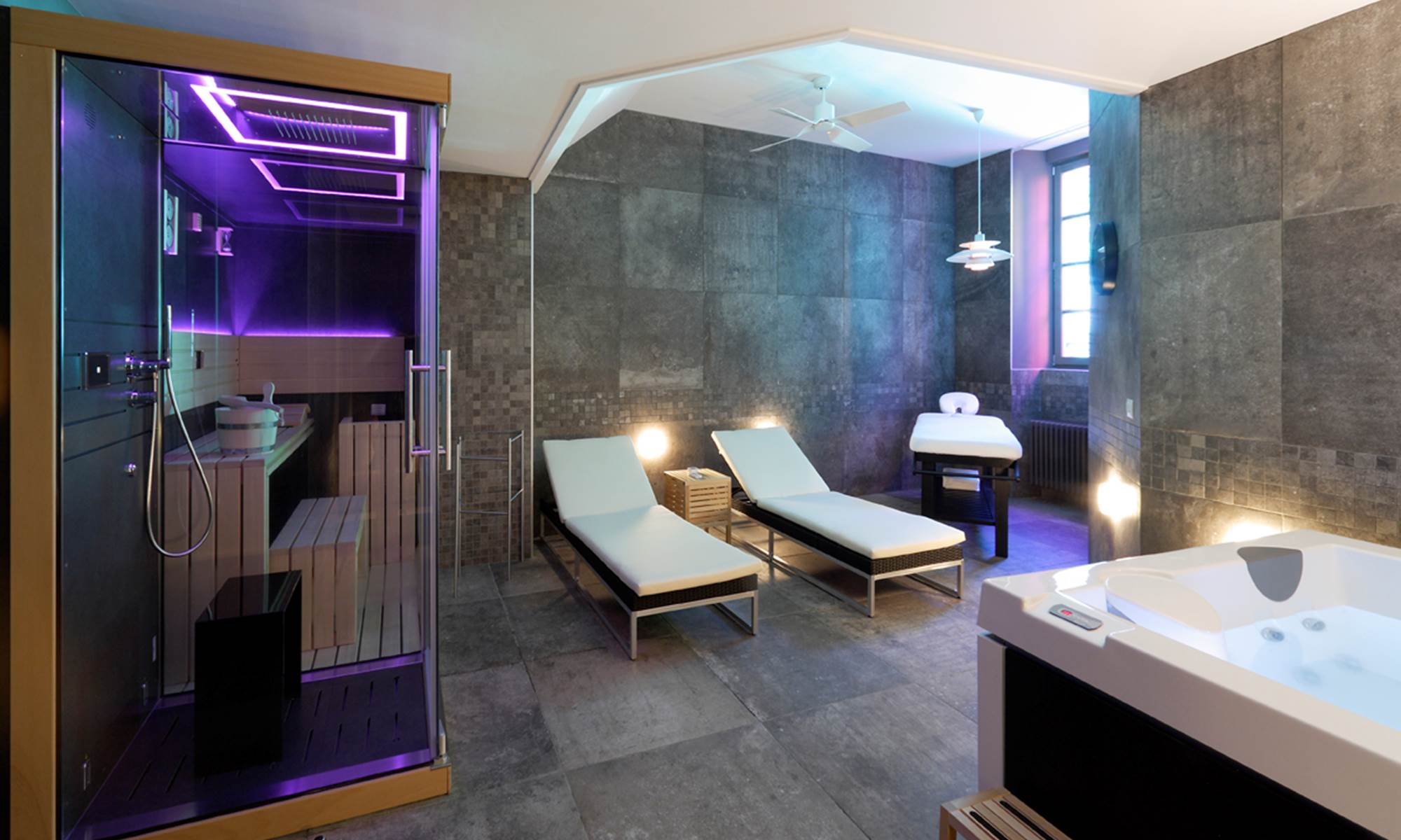 Le spa, "La Bulle Spa" des "Maisons du Pont****" ouvert au public à AUBUSSON