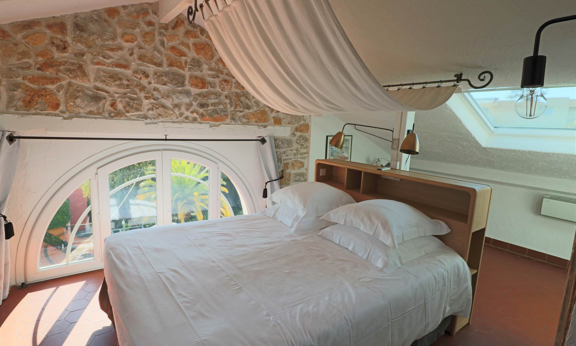 46223ABA-49EA-4A5C-97FA-9AF6D5827D8F-galerie