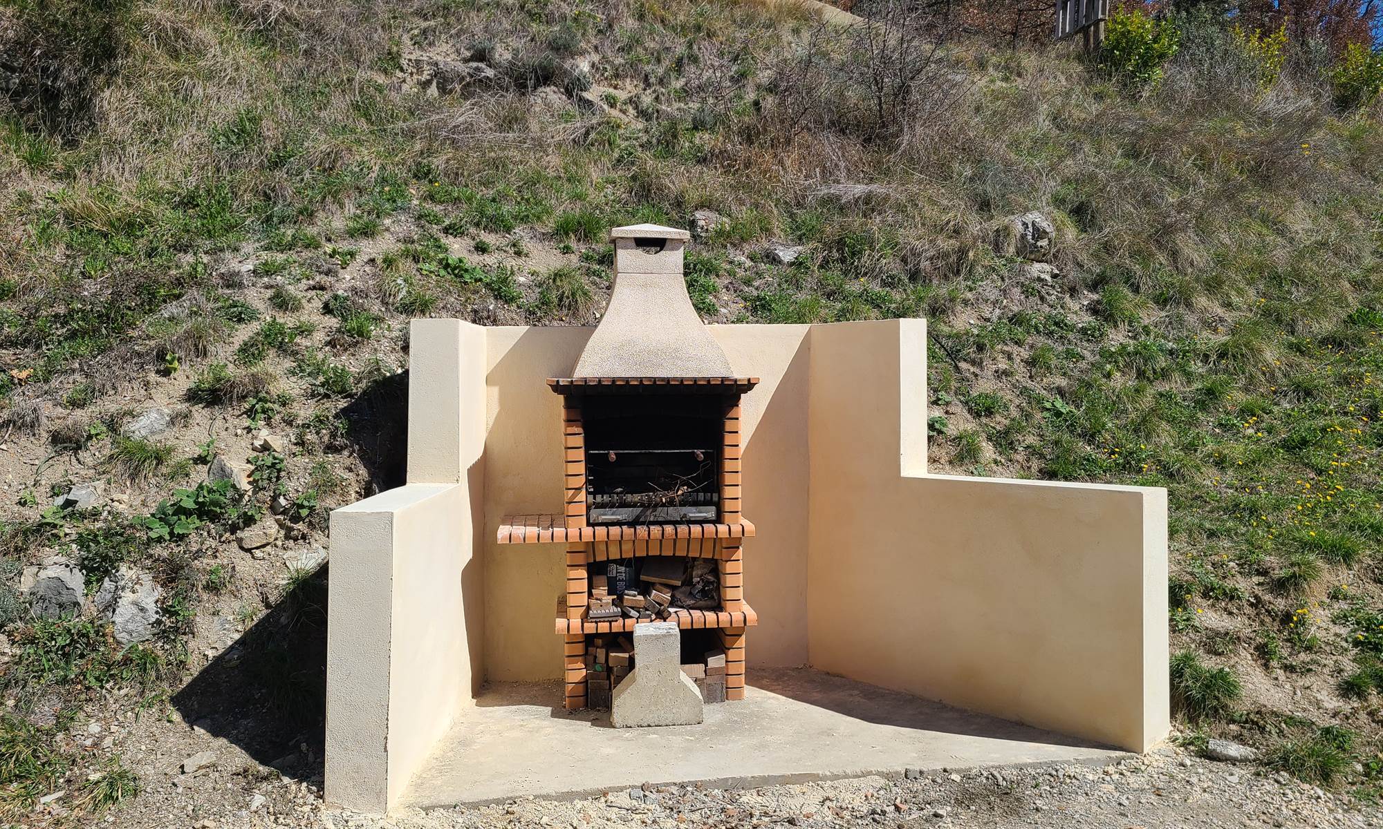 Les gîtes de Moussan - Montbrun Les Bains - Barbecue-page