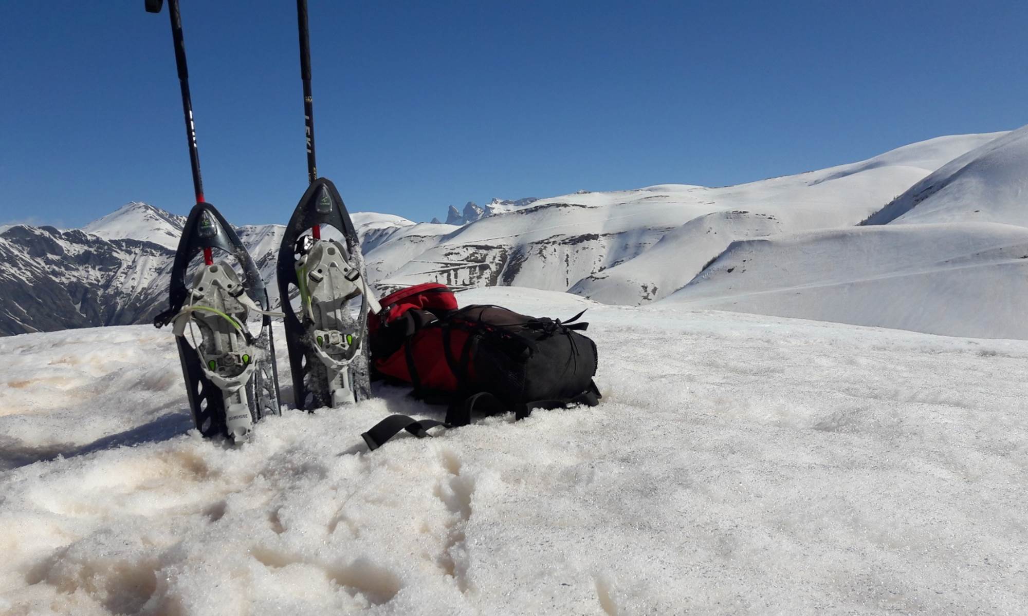 Vers le Plateau d'Emparis - les Aiguilles d'Arve au loin.