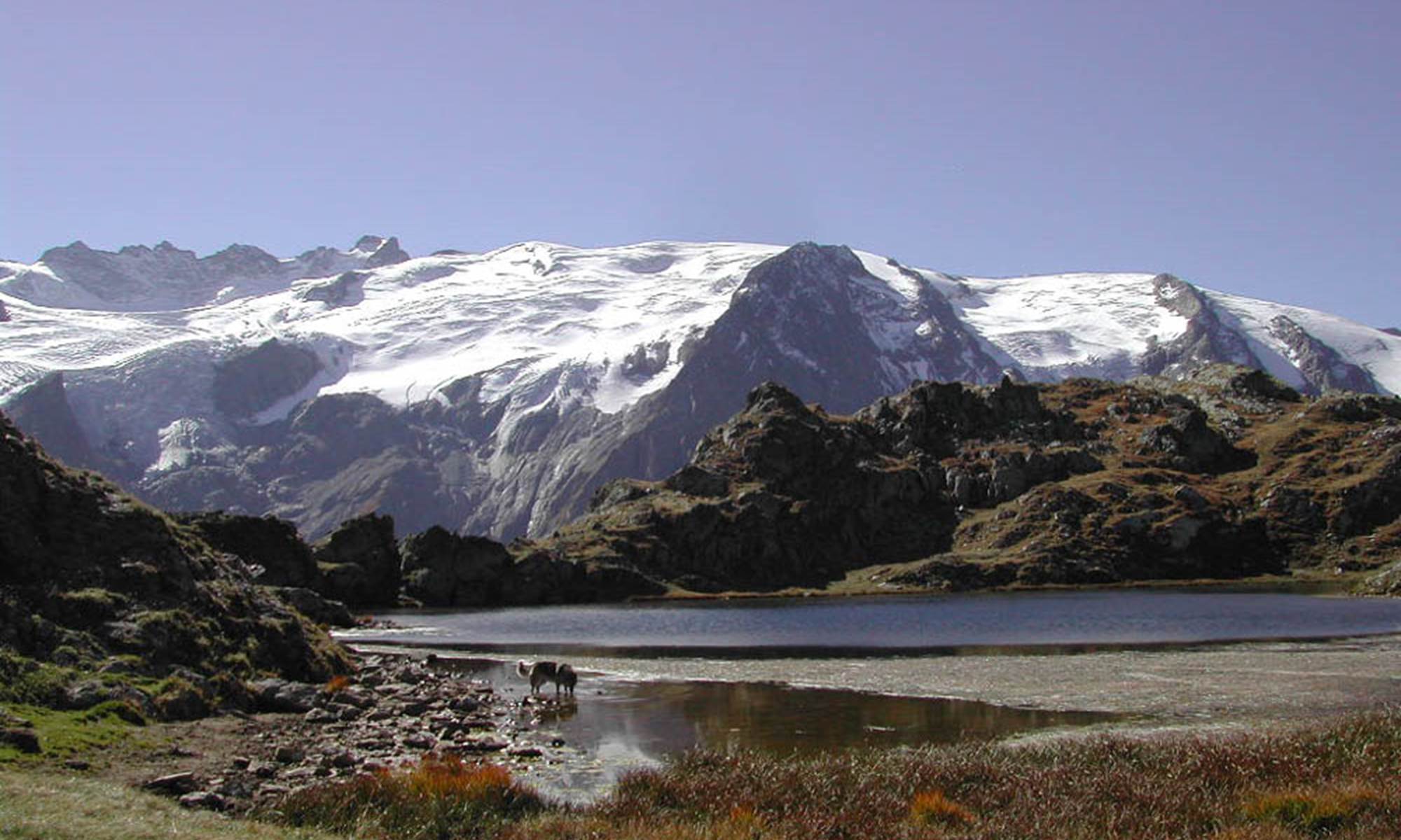 Le lac Lérié, sommet du Plateau d'Emparis.