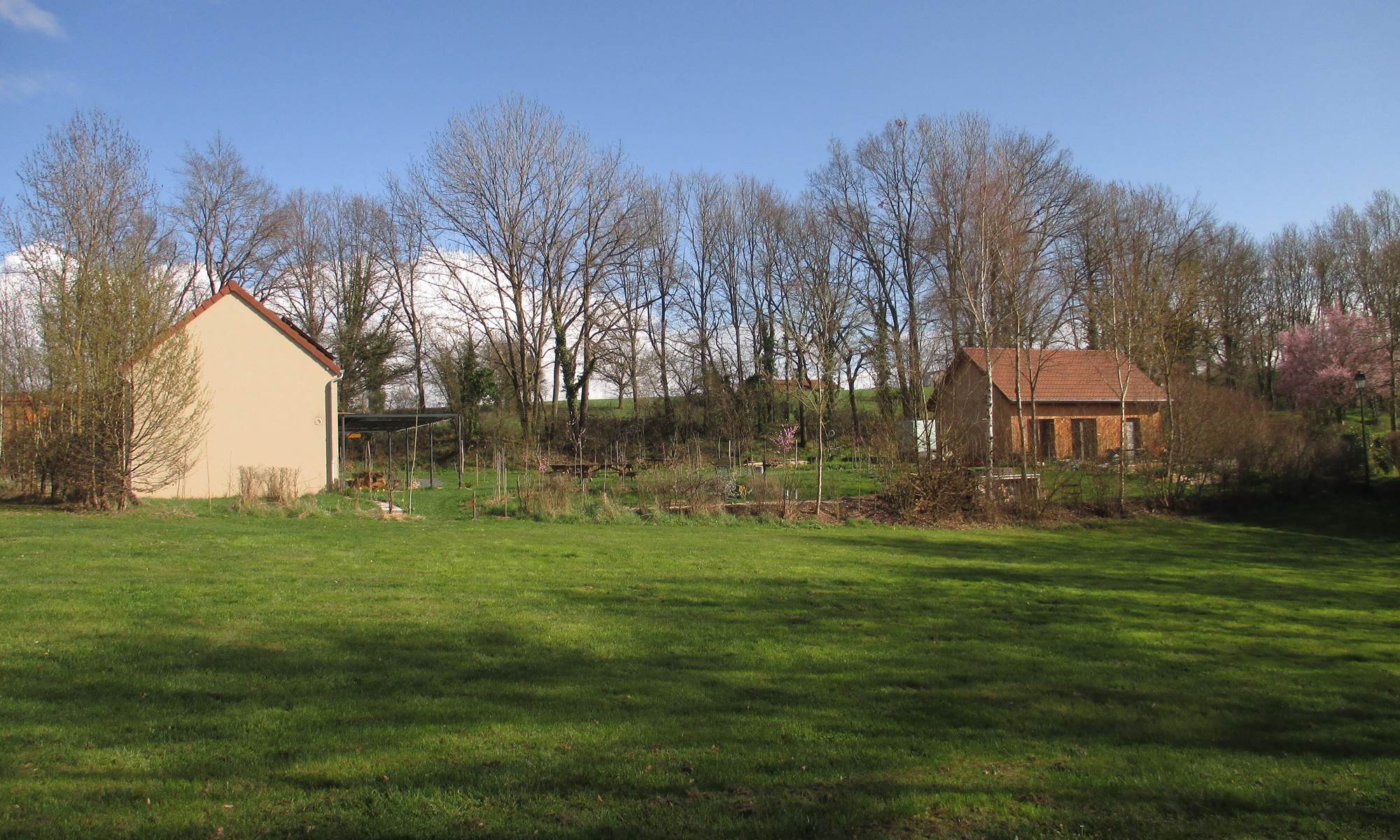 Vue des deux gîtes-galerie