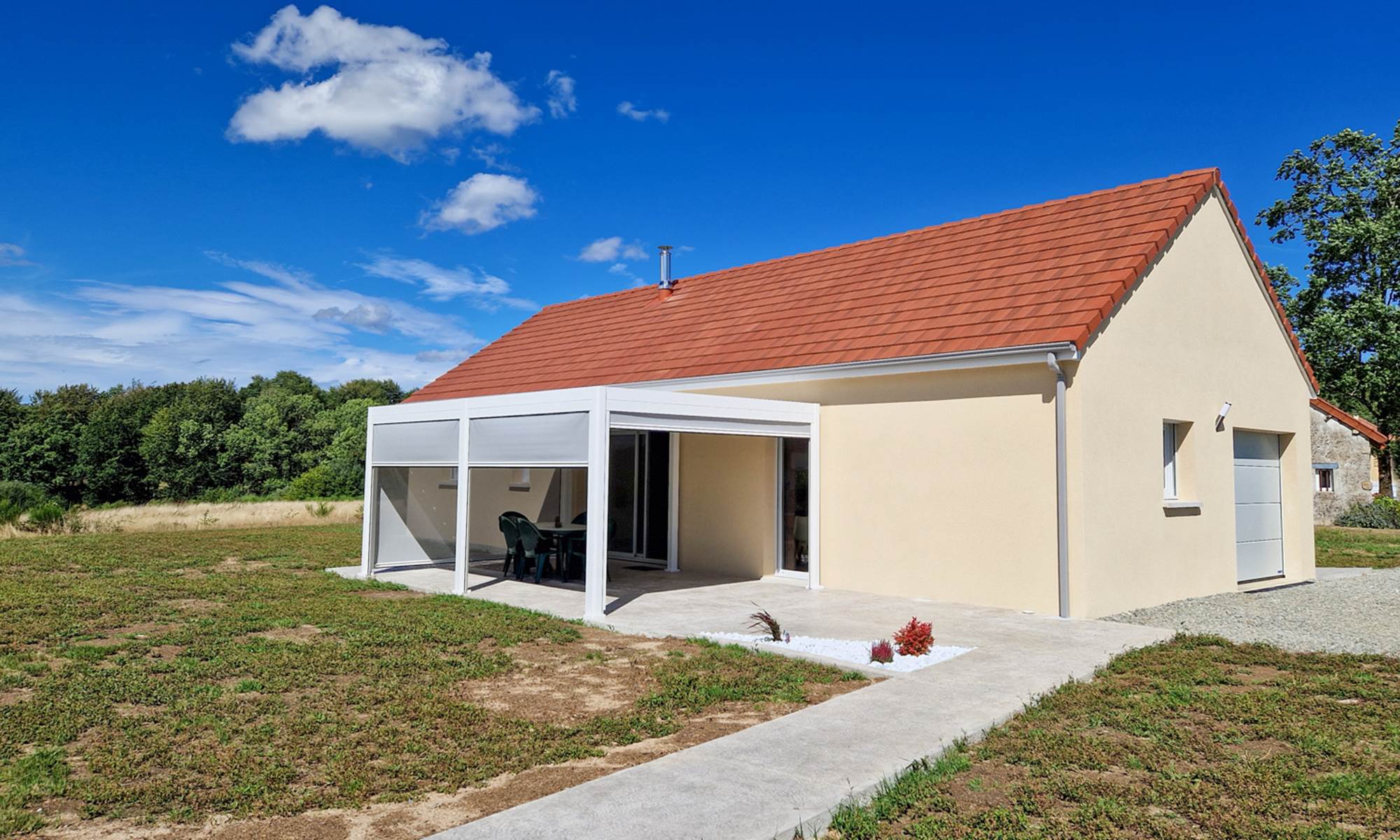 Gîte l'Unik - Pergola -Terrasse- pour profiter des repas en plein air  en famille ou entre amis