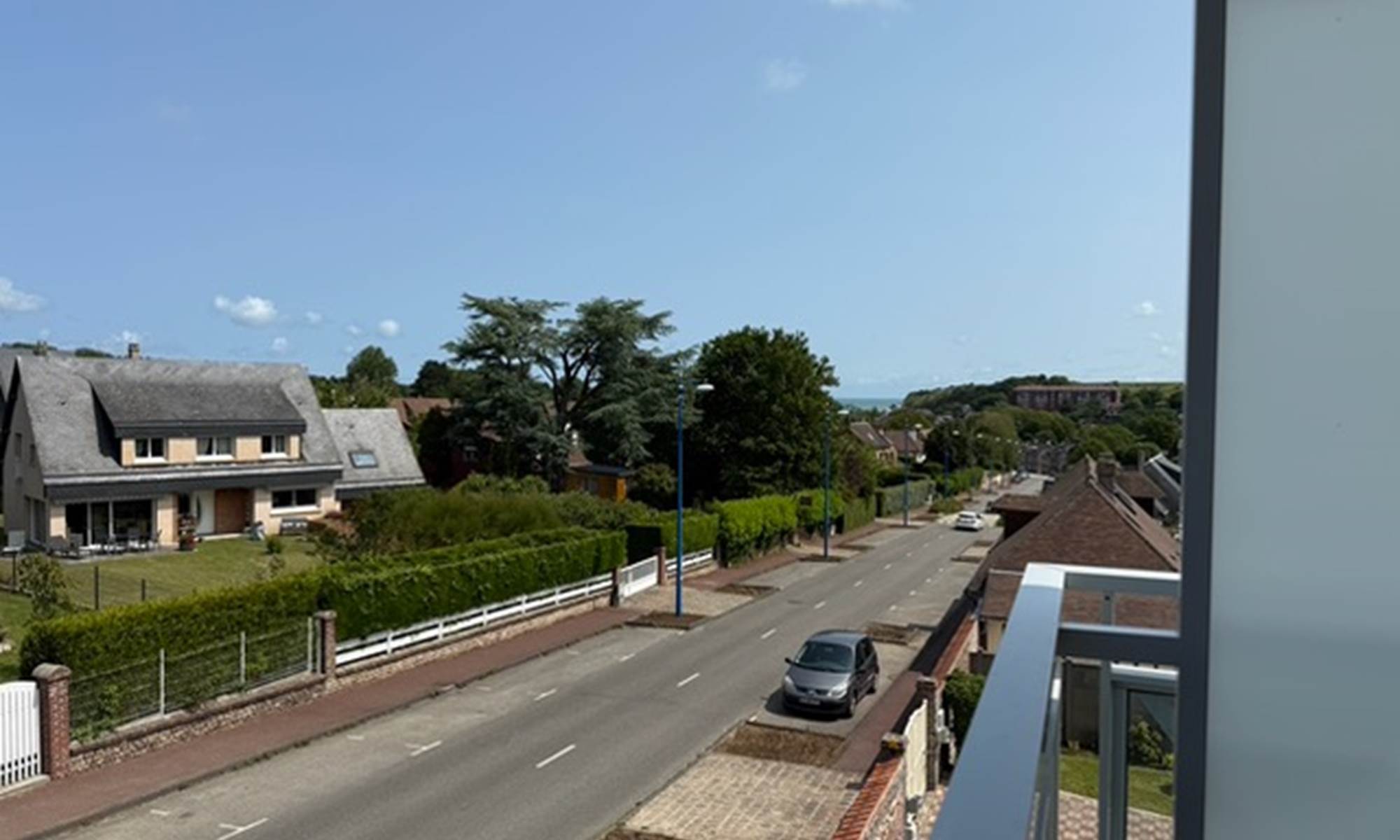 826A73F6-95C3-4E91-B0F5-B34ADB2F2F32