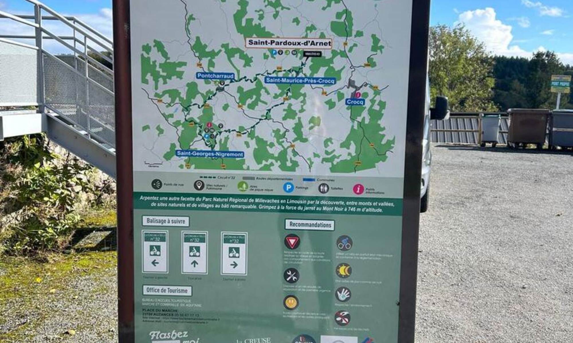 Gite la belle du clocher St pardoux d'arnet proche Crocq Terra Aventura