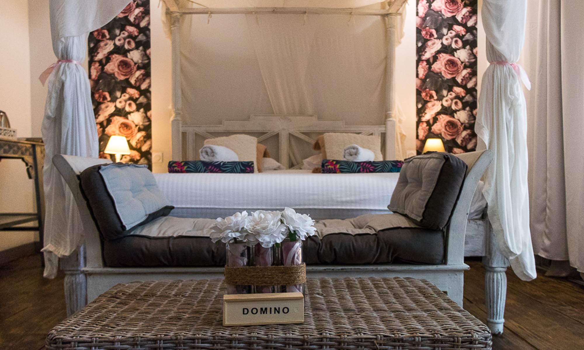 Lit King Size de la suite Romantique-galerie