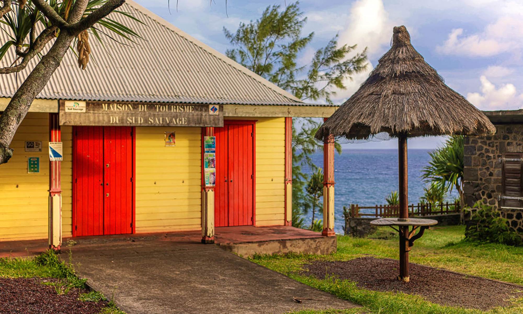 Maison du Tourisme du Sud sauvage.-page