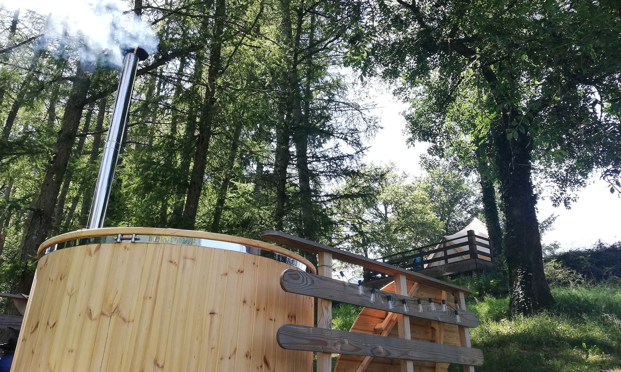 spa jaccuzi  kabaneko en campin insolite au coeur du limousin-galerie